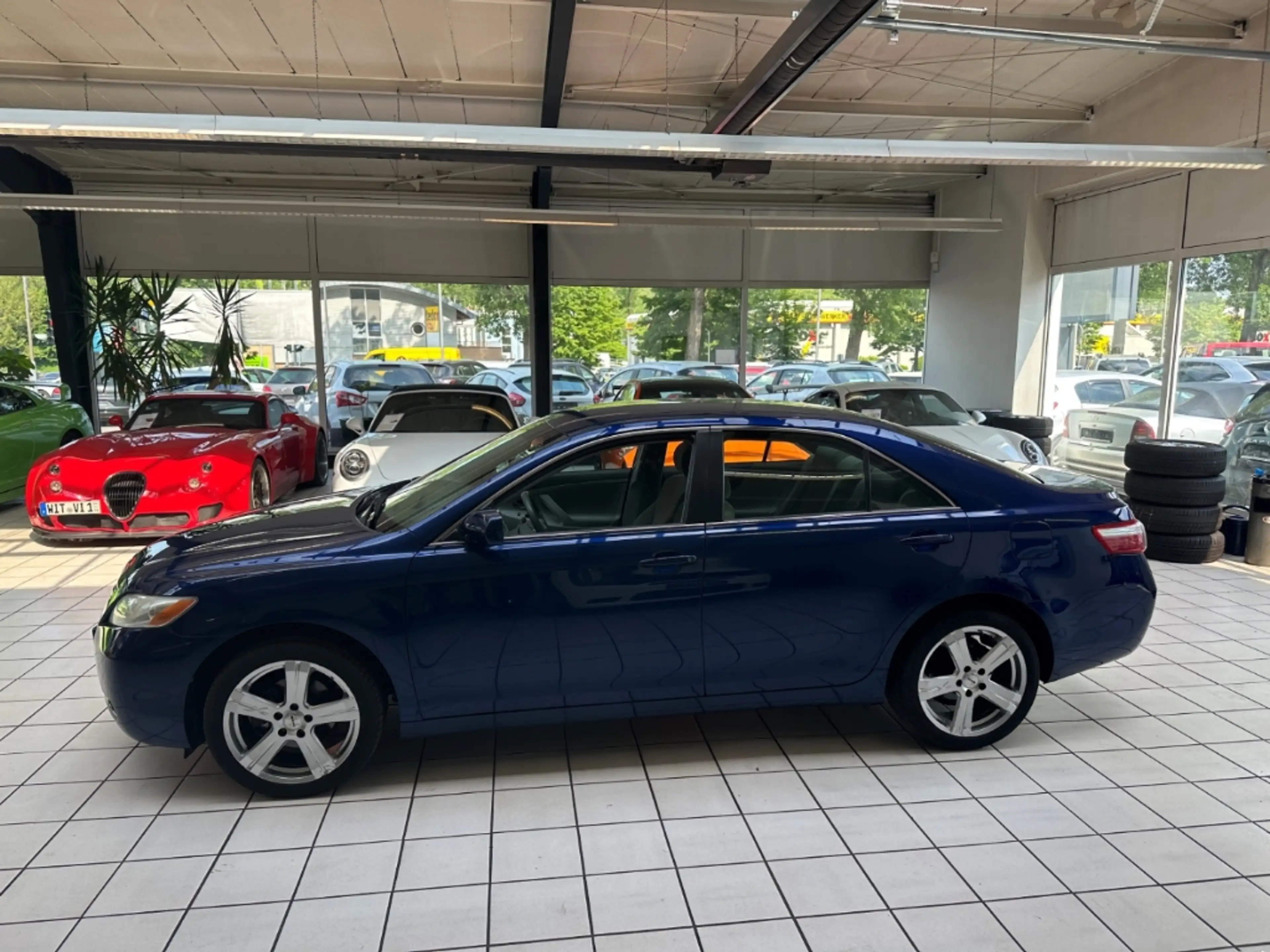 Toyota Camry 2.4 Automatik Scheckheft Klima Garantie TÜV neu — photo 5
