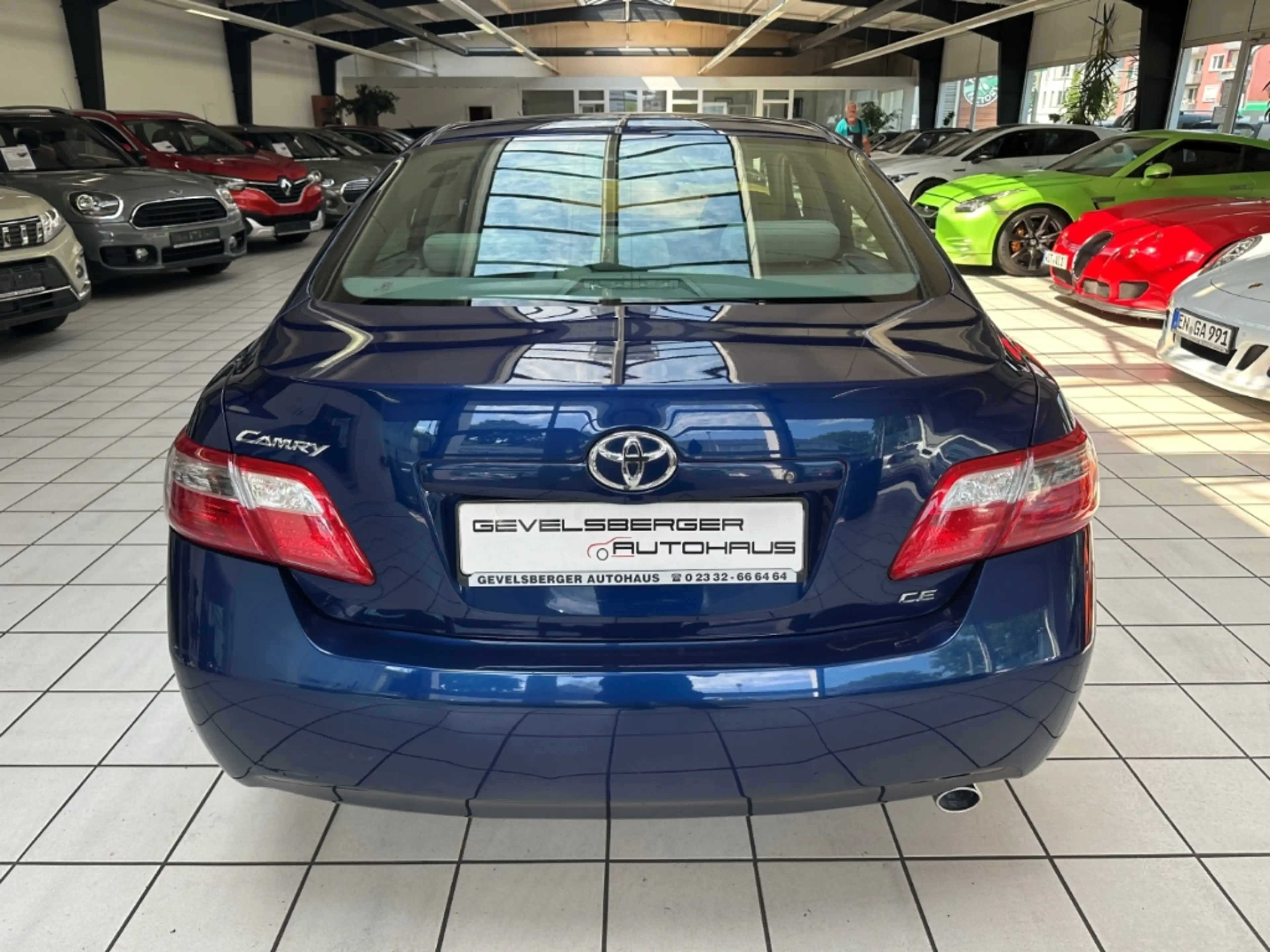 Toyota Camry 2.4 Automatik Scheckheft Klima Garantie TÜV neu — photo 7