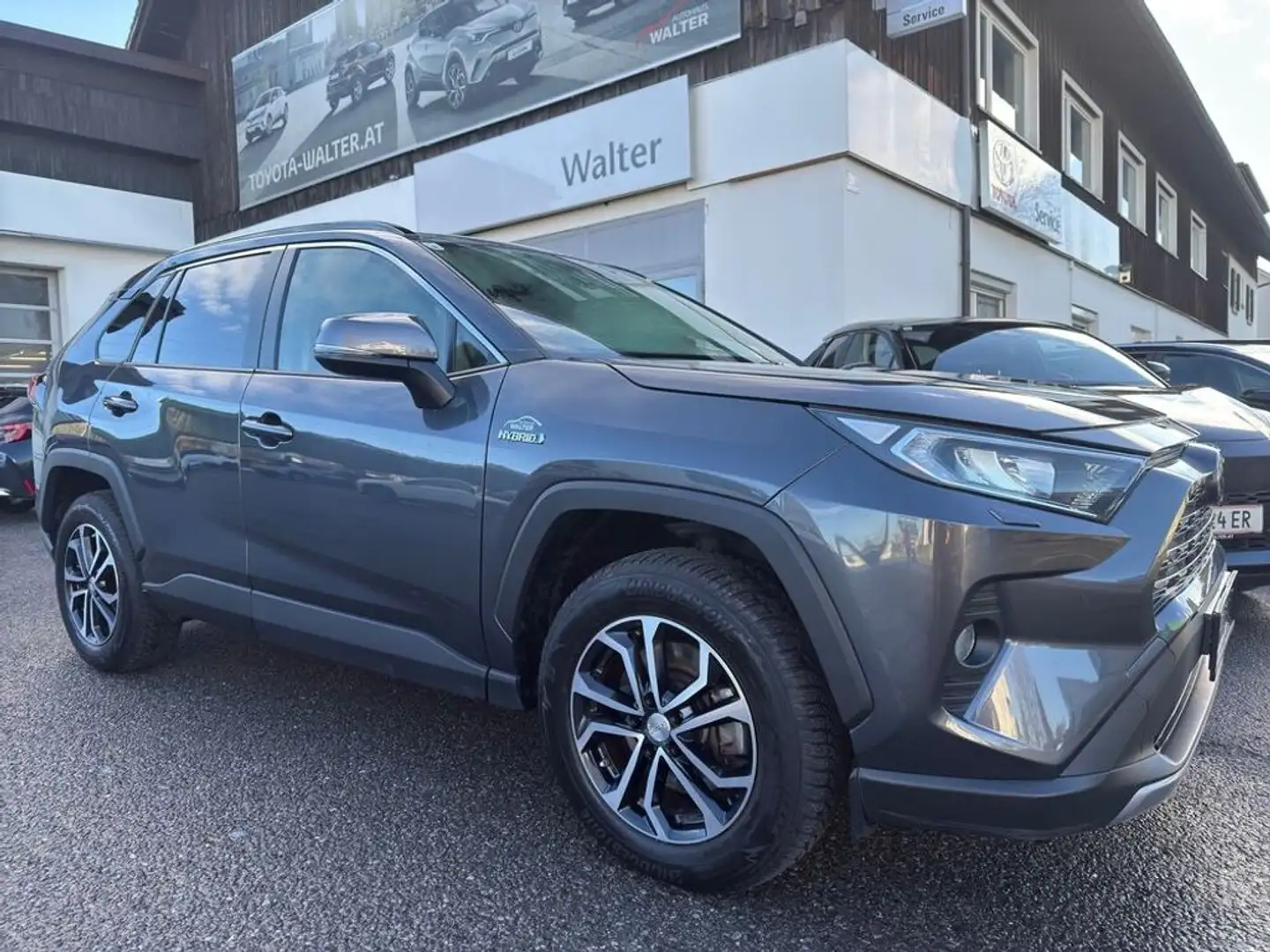 Toyota RAV 4 2,5 Hybrid Active 2WD Aut. Grigio - 1