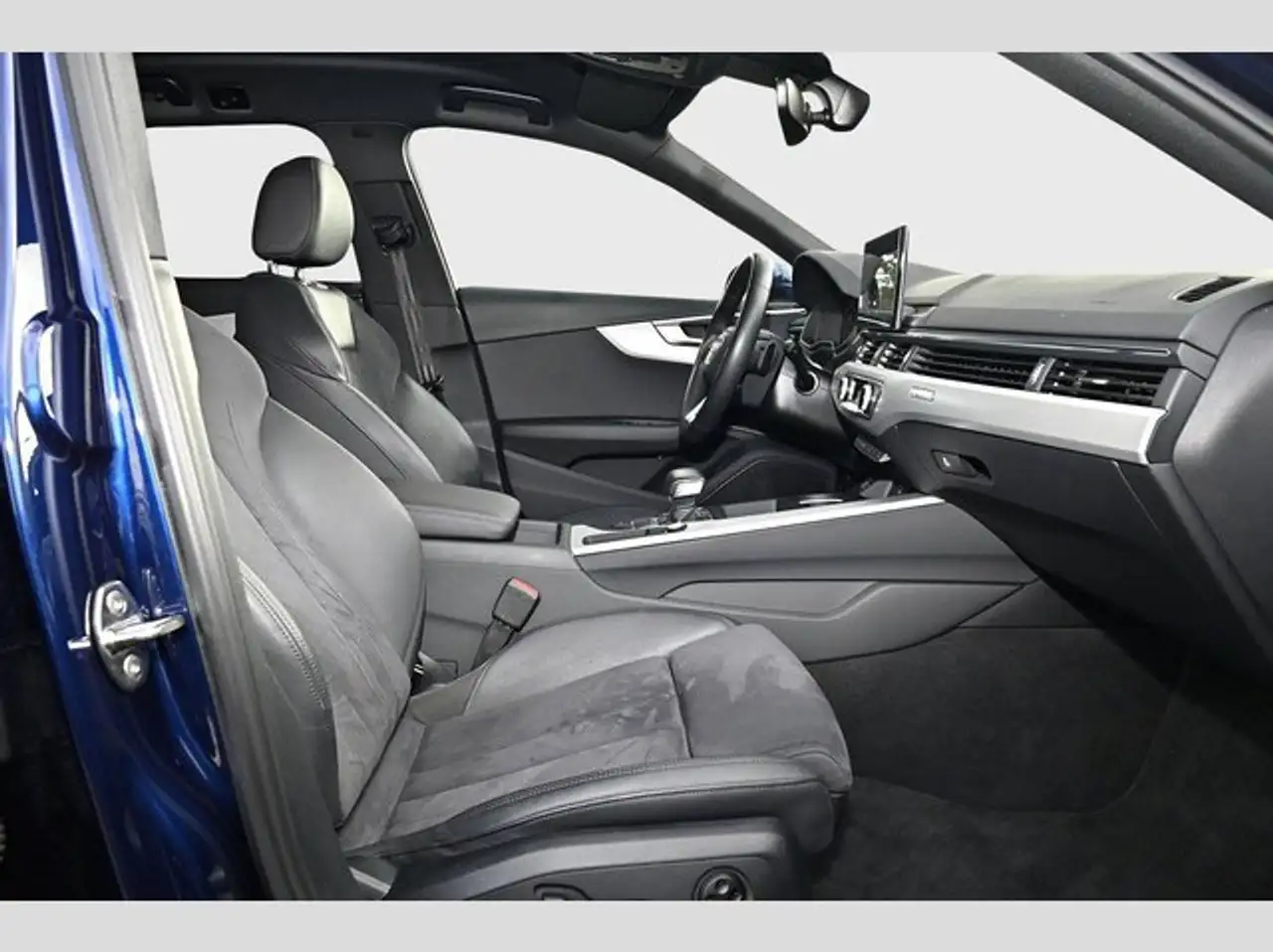 Audi A4 Avant 40 TDI quattro S line Navi LED AHK BO AC 6