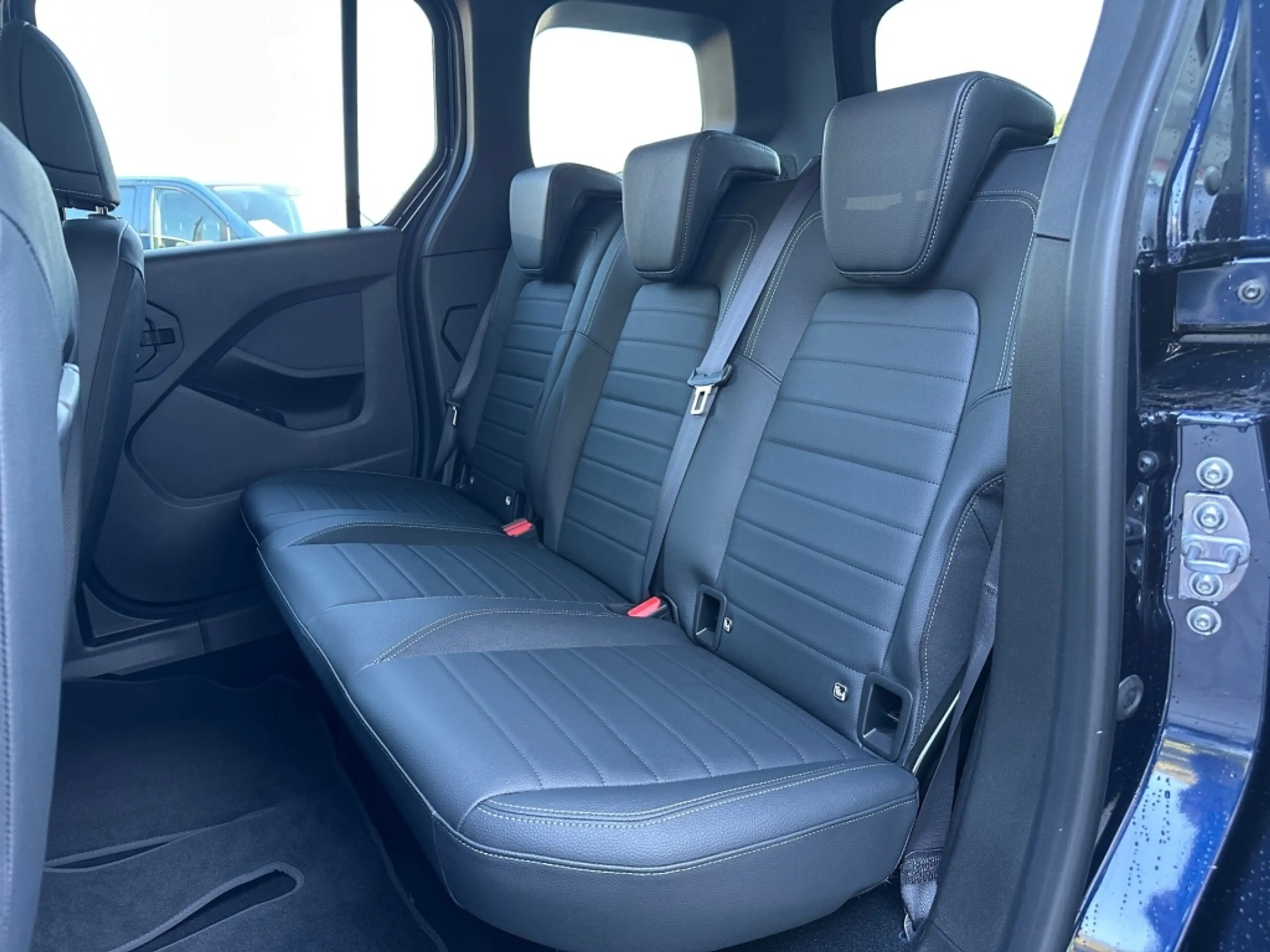 Mercedes-Benz T-Class T 180 d PROGRESSIVE  KLIMA LED 7G TRONIC MBUX — photo 15