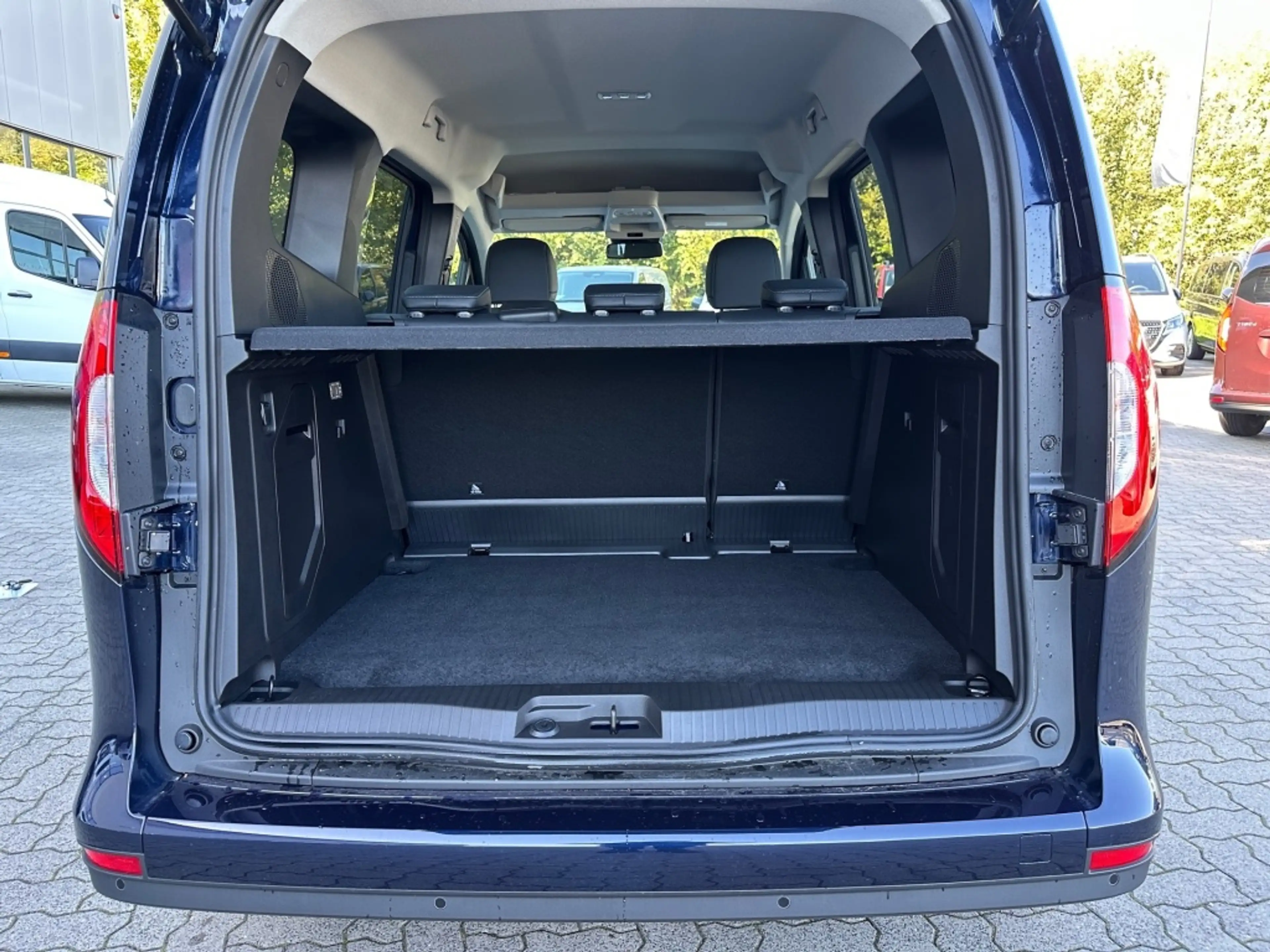 Mercedes-Benz T-Class T 180 d PROGRESSIVE  KLIMA LED 7G TRONIC MBUX — photo 10