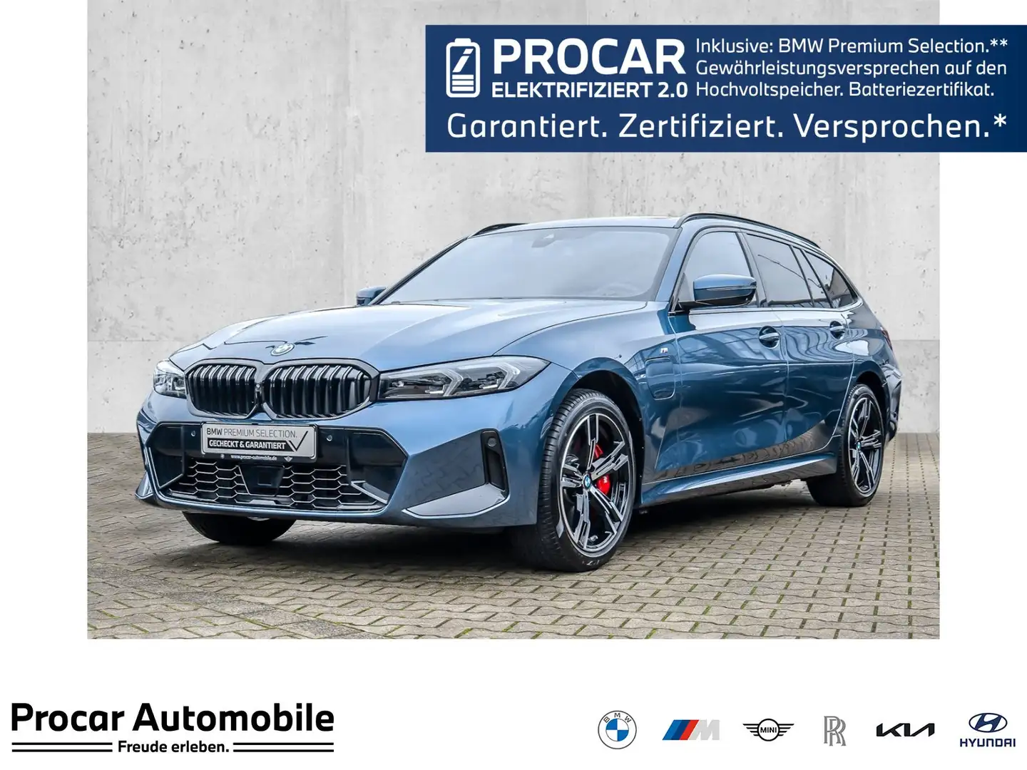BMW 330 e Touring M Sport HUD PANO ACC AHK 360°KAM Blau - 1
