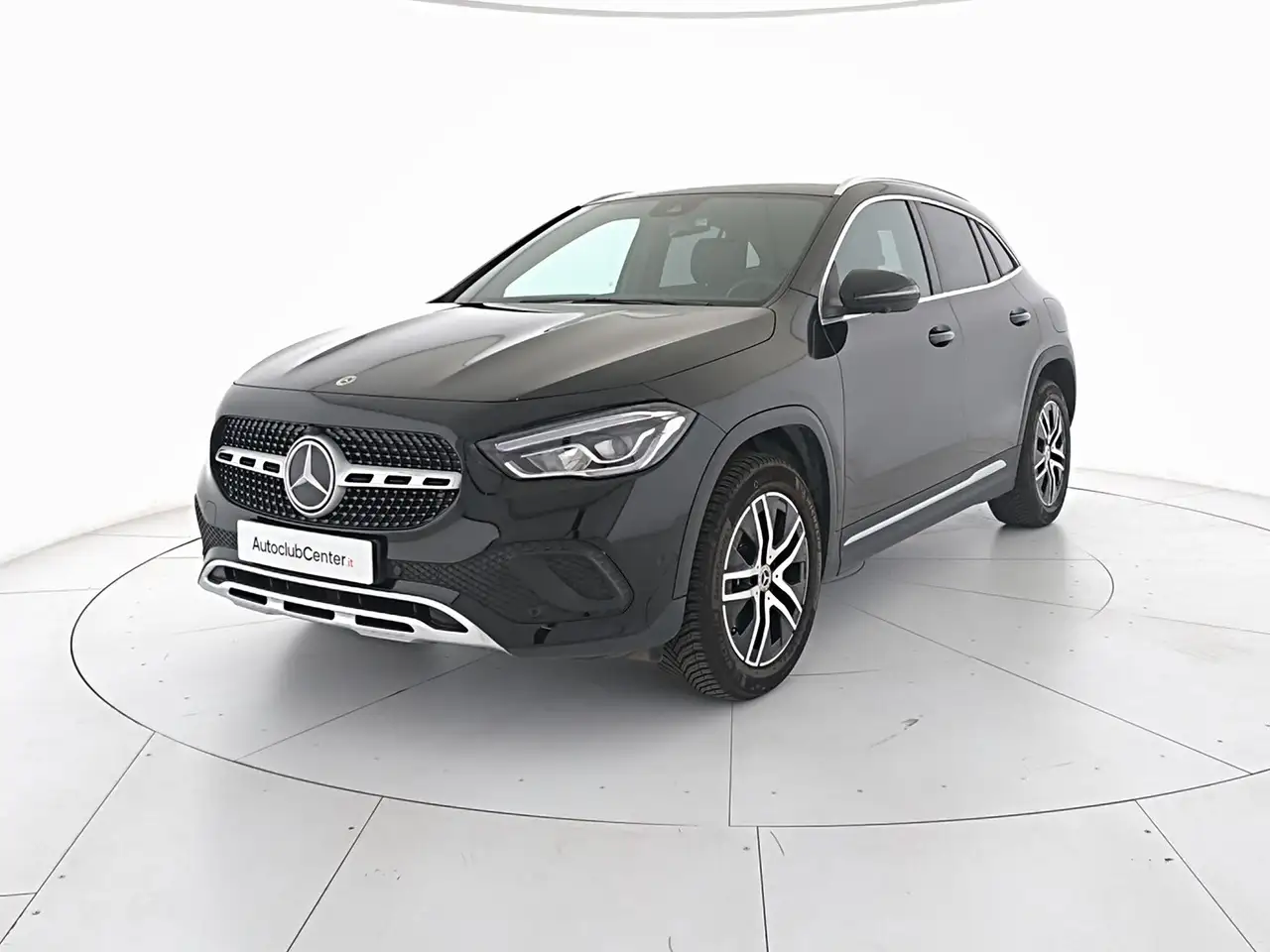 Mercedes-Benz GLA 180