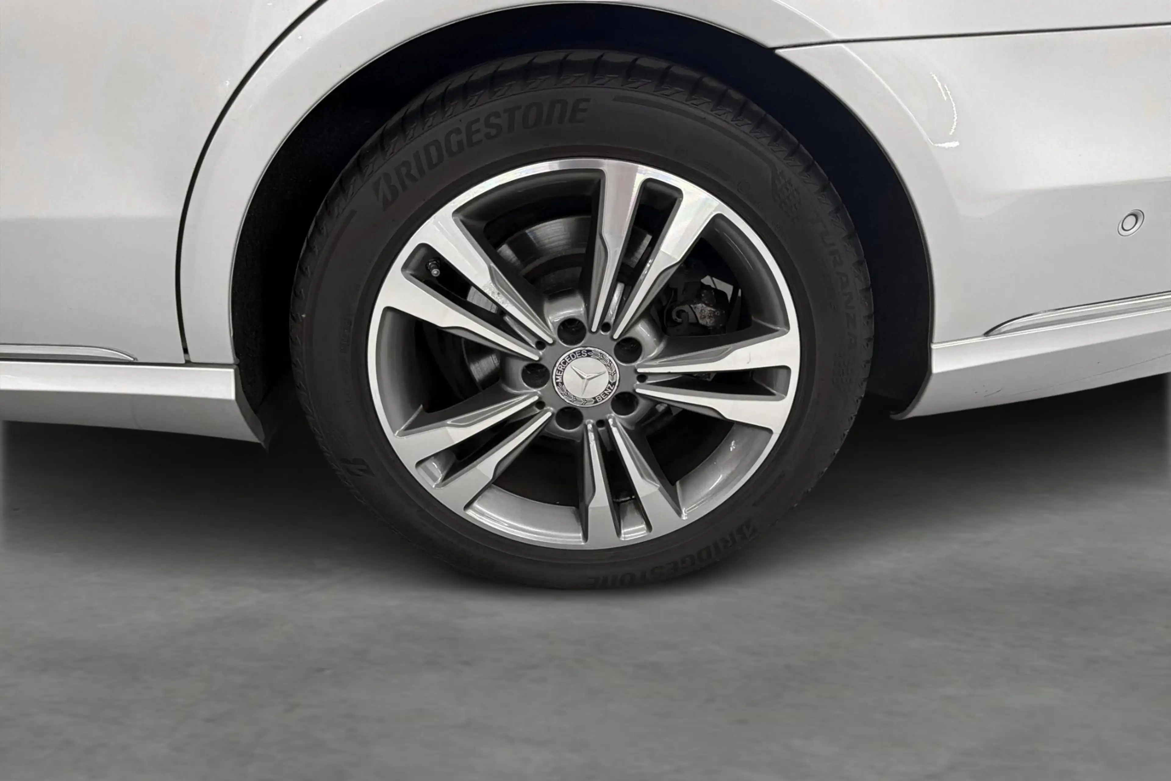 Mercedes-Benz E 200 Berline E d Edition E — photo 8