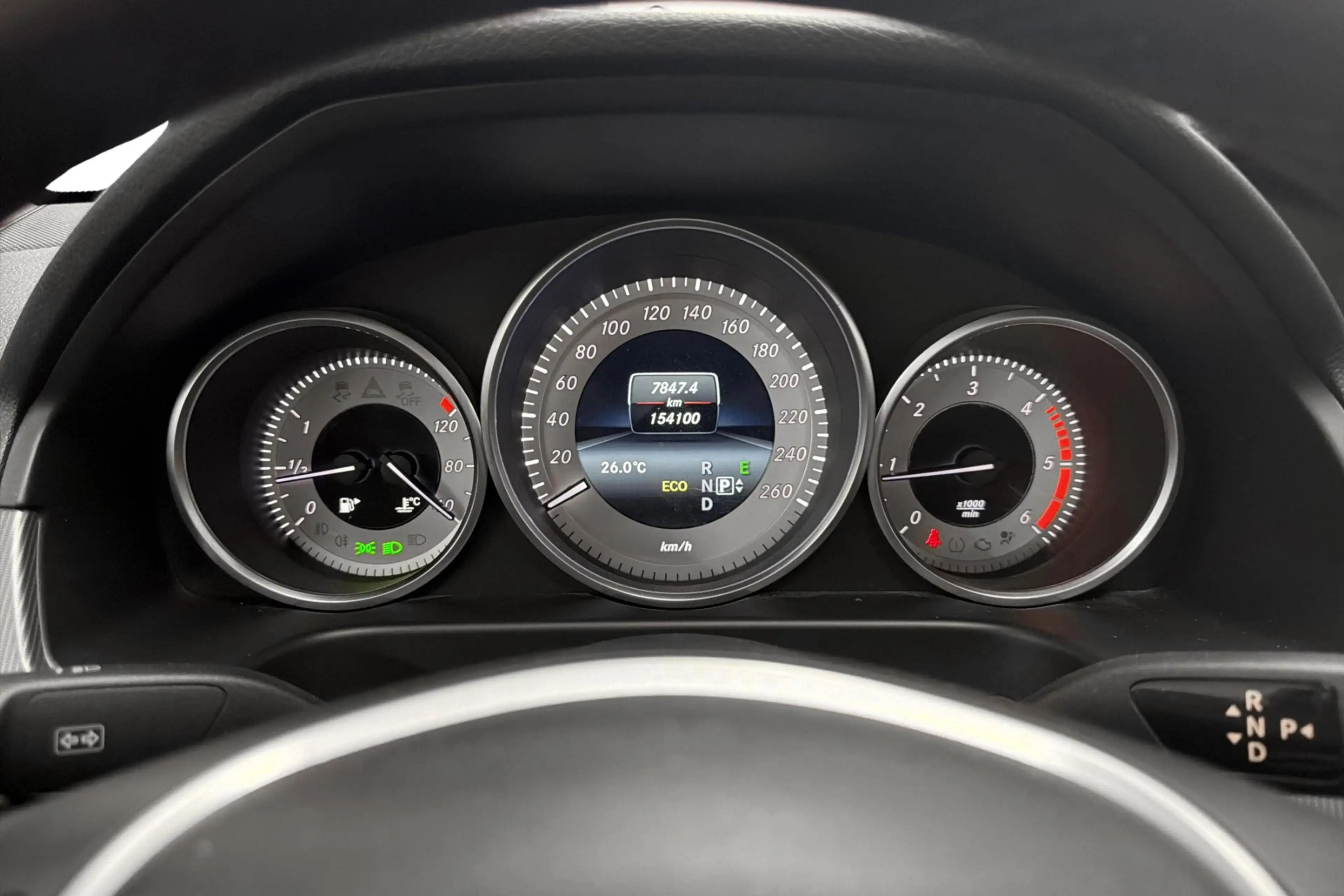 Mercedes-Benz E 200 Berline E d Edition E — photo 13