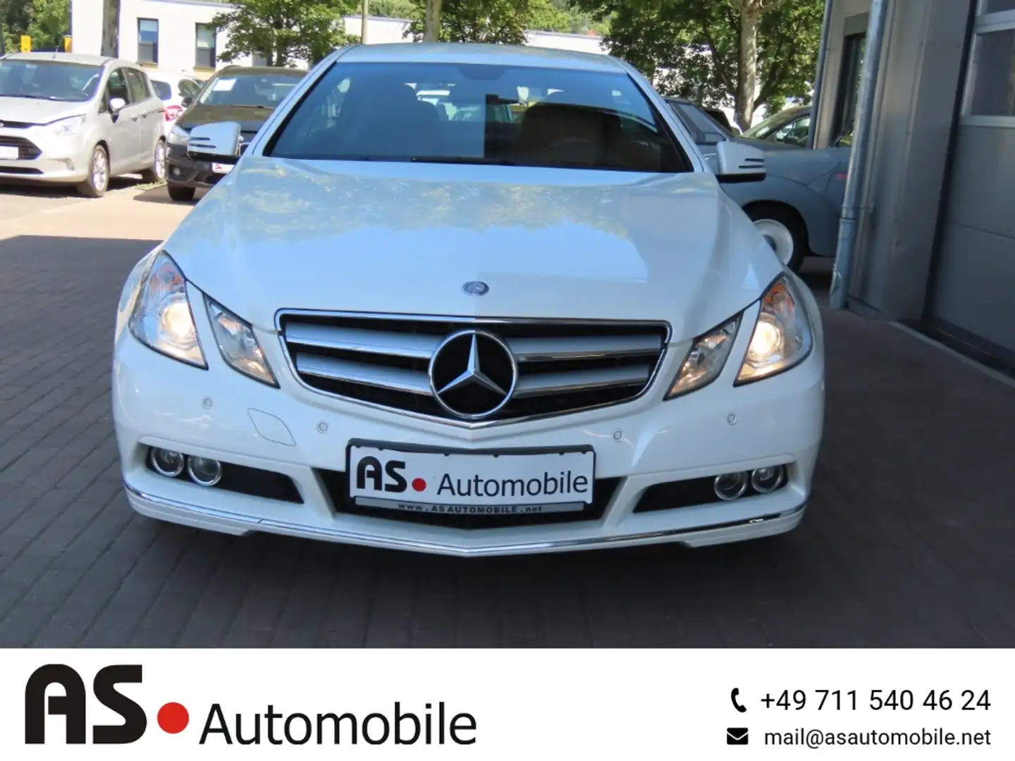 Mercedes-Benz E 200 Coupe CGI HU07/27*Navi*SHZ*Start-Stop Weiß - 2