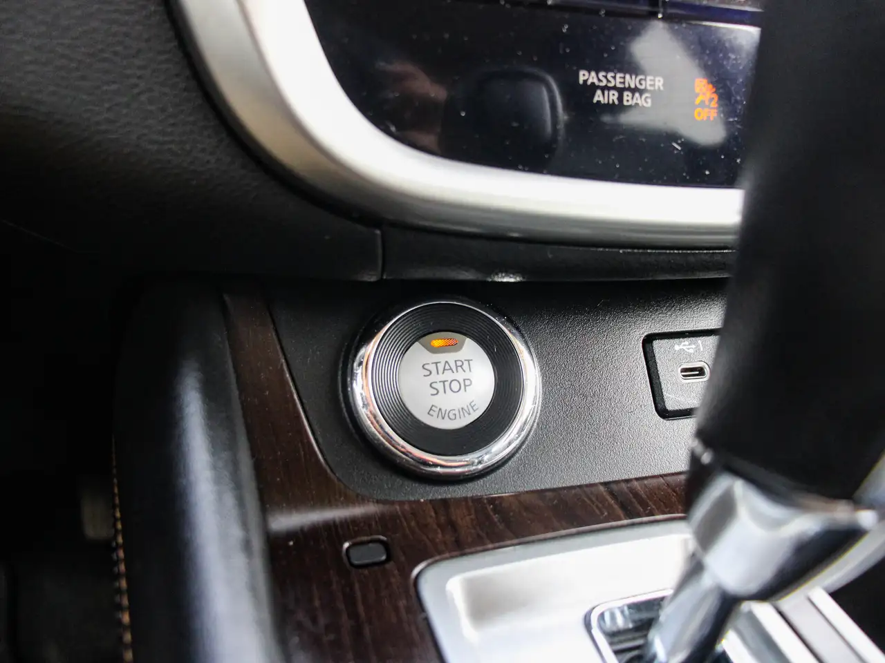 Nissan Murano снимка Nissan Murano