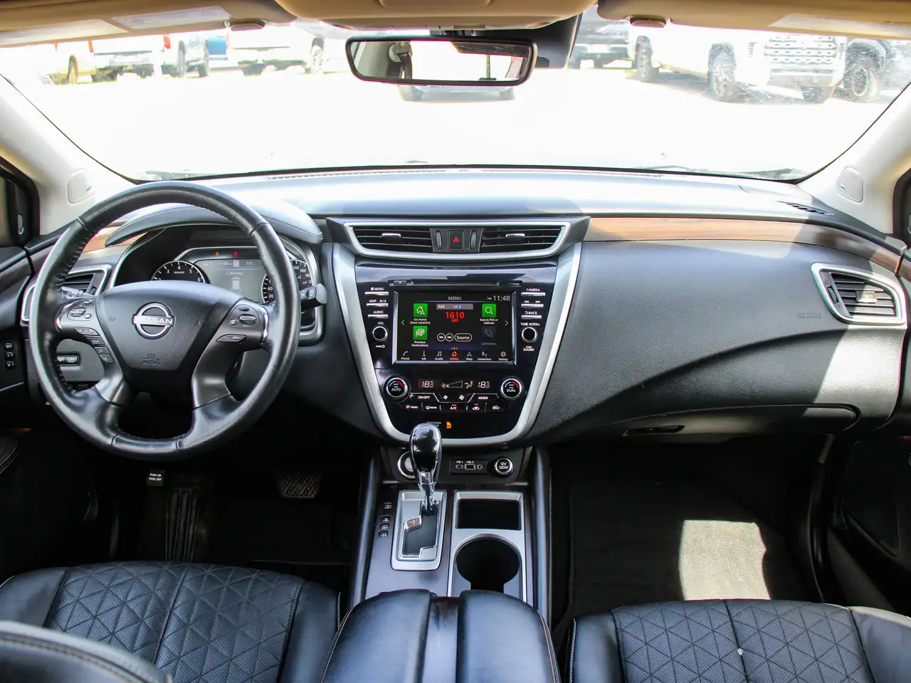 Nissan Murano снимка Nissan Murano