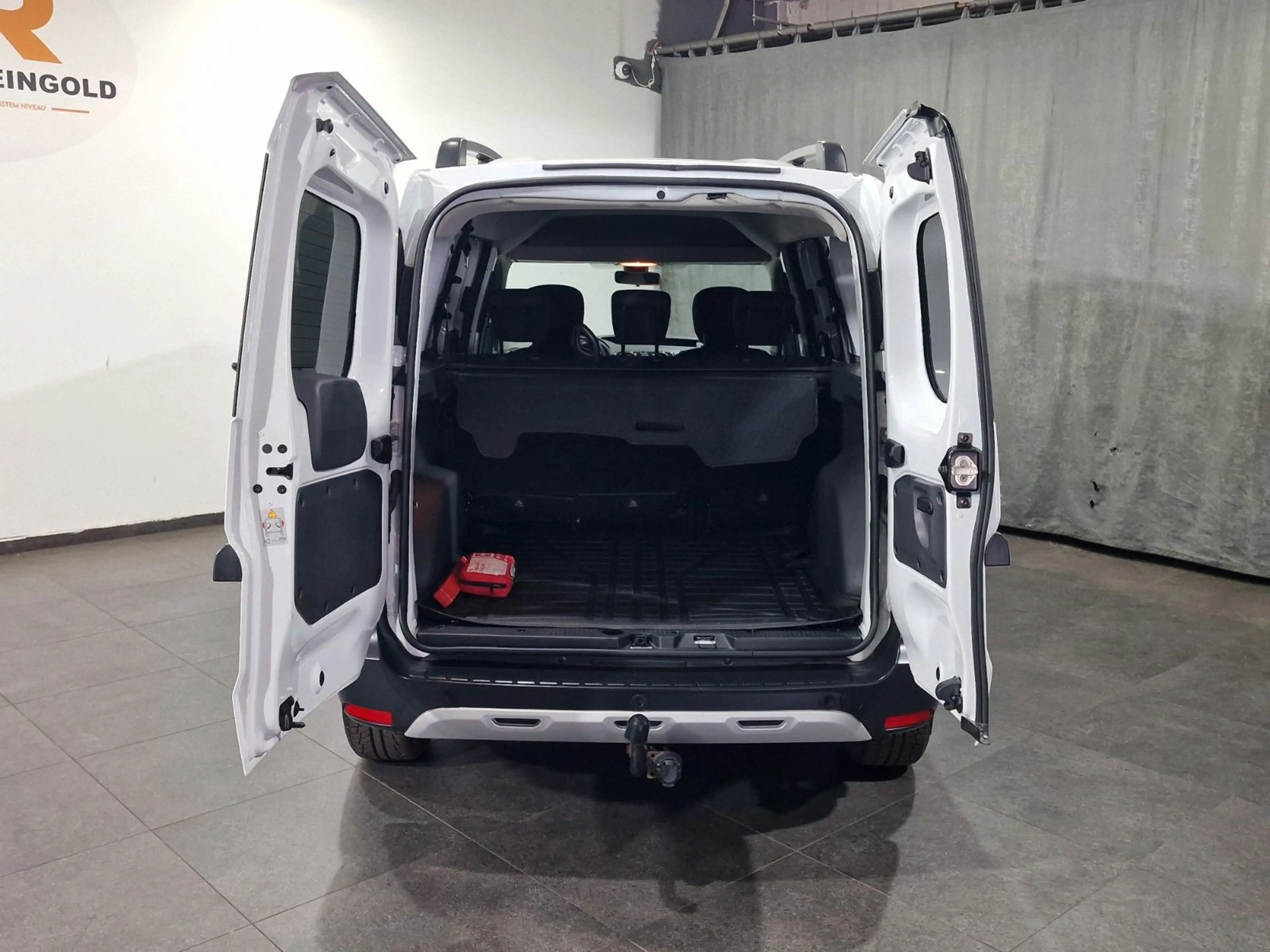 Dacia Dokker Stepway Plus — photo 9