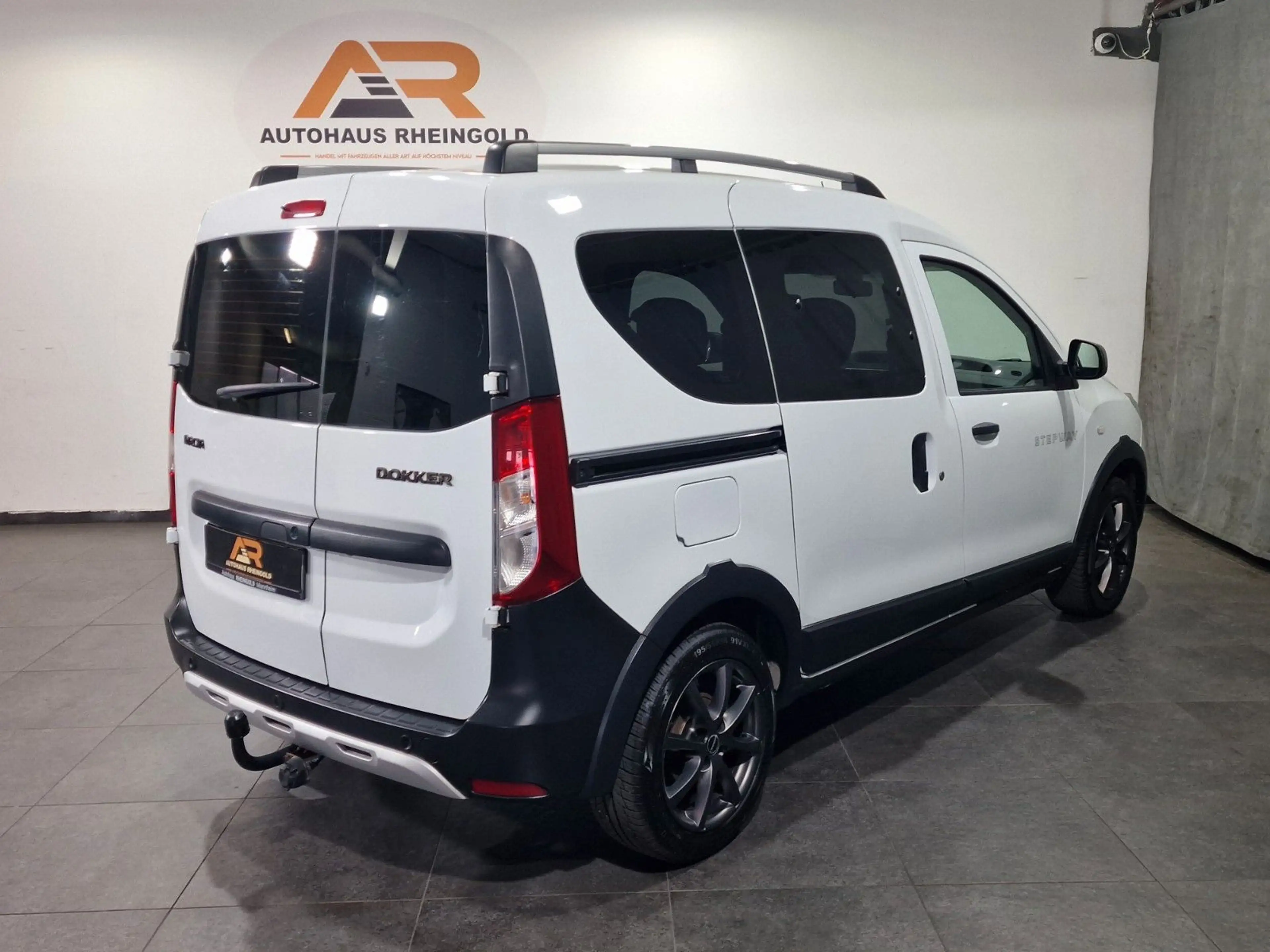 Dacia Dokker Stepway Plus — photo 3