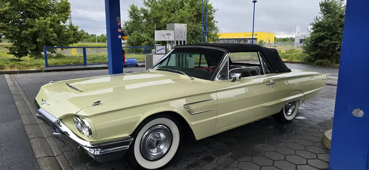 Ford Thunderbird 2-DR Convertible, foto 2