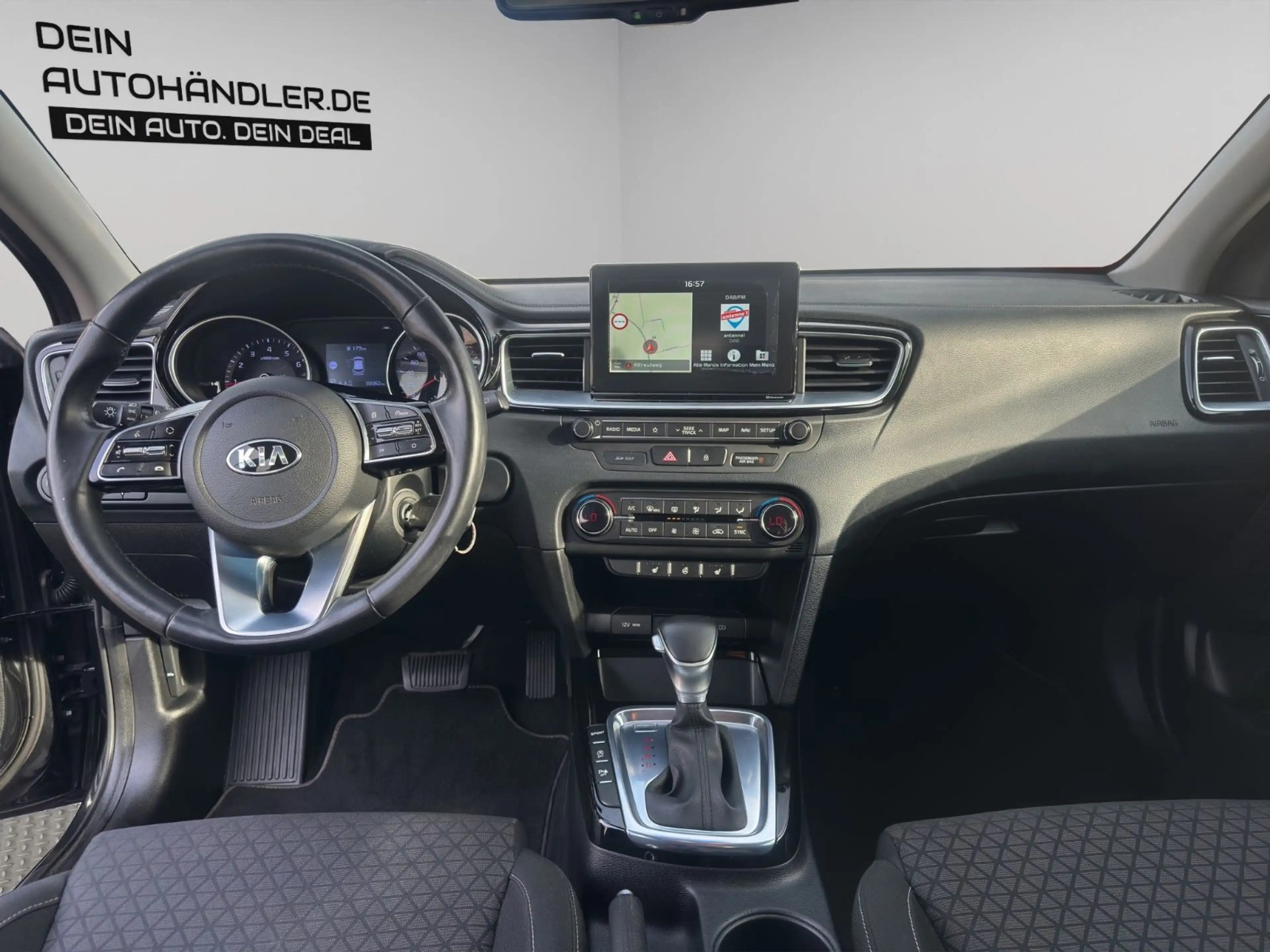 Kia Ceed / cee'd Cee´d*RÜCKFAHRKAMERA*NAVI* — photo 14