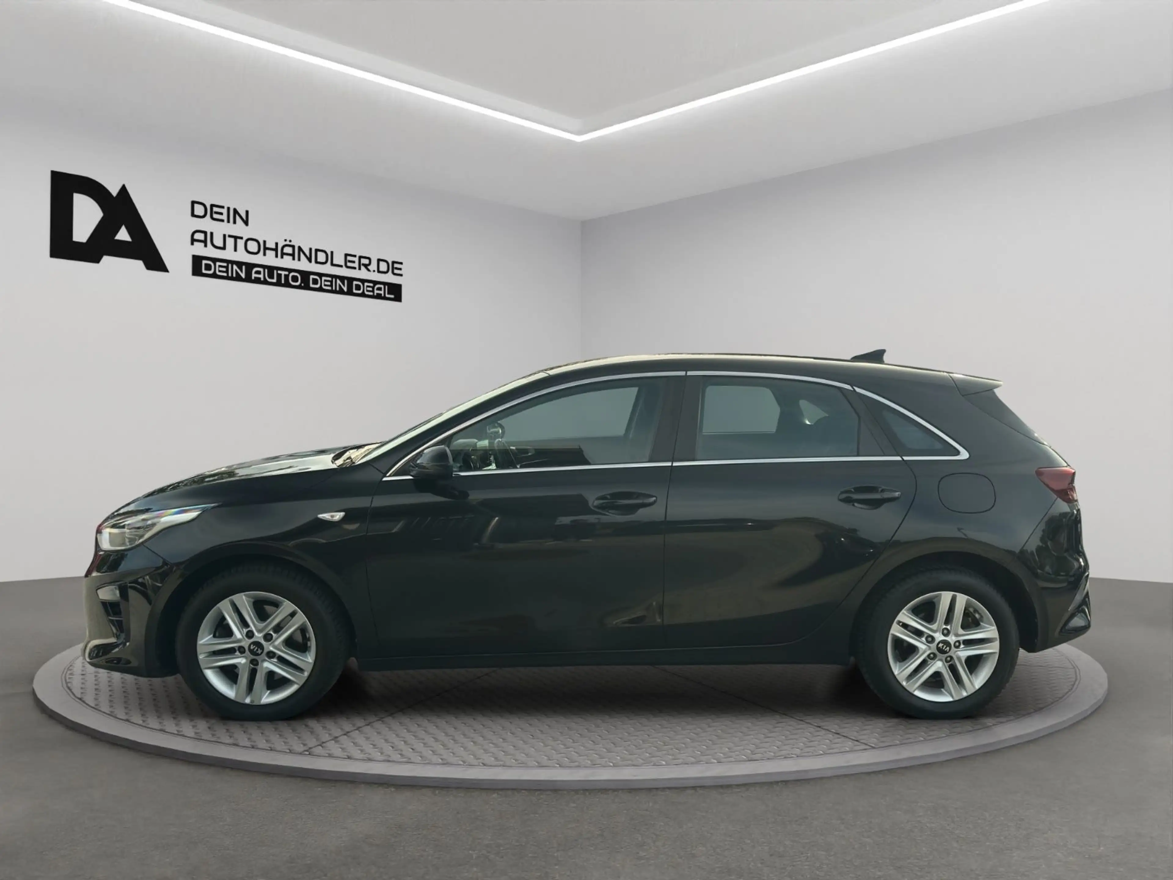 Kia Ceed / cee'd Cee´d*RÜCKFAHRKAMERA*NAVI* — photo 3