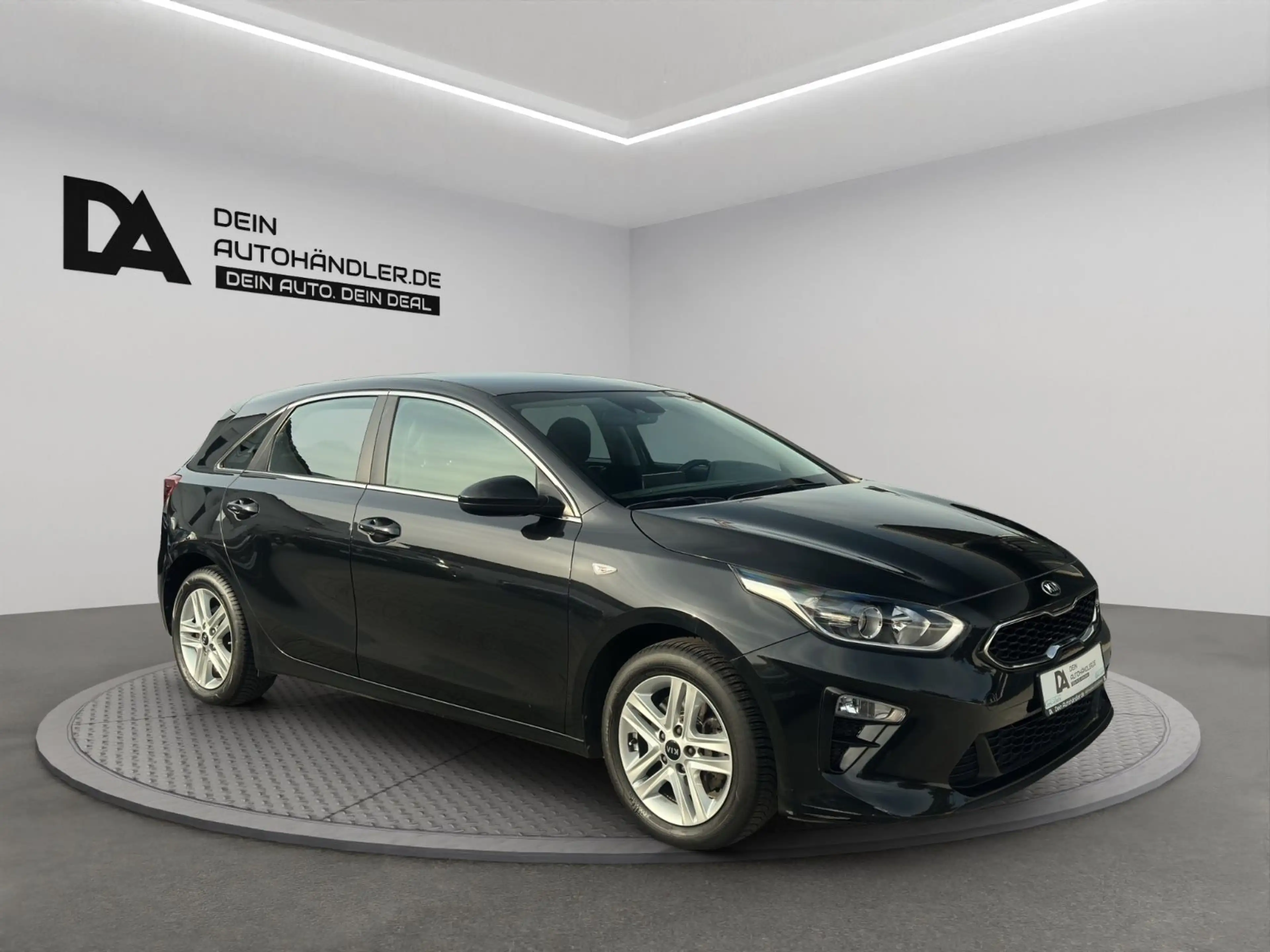 Kia Ceed / cee'd Cee´d*RÜCKFAHRKAMERA*NAVI* — photo 8