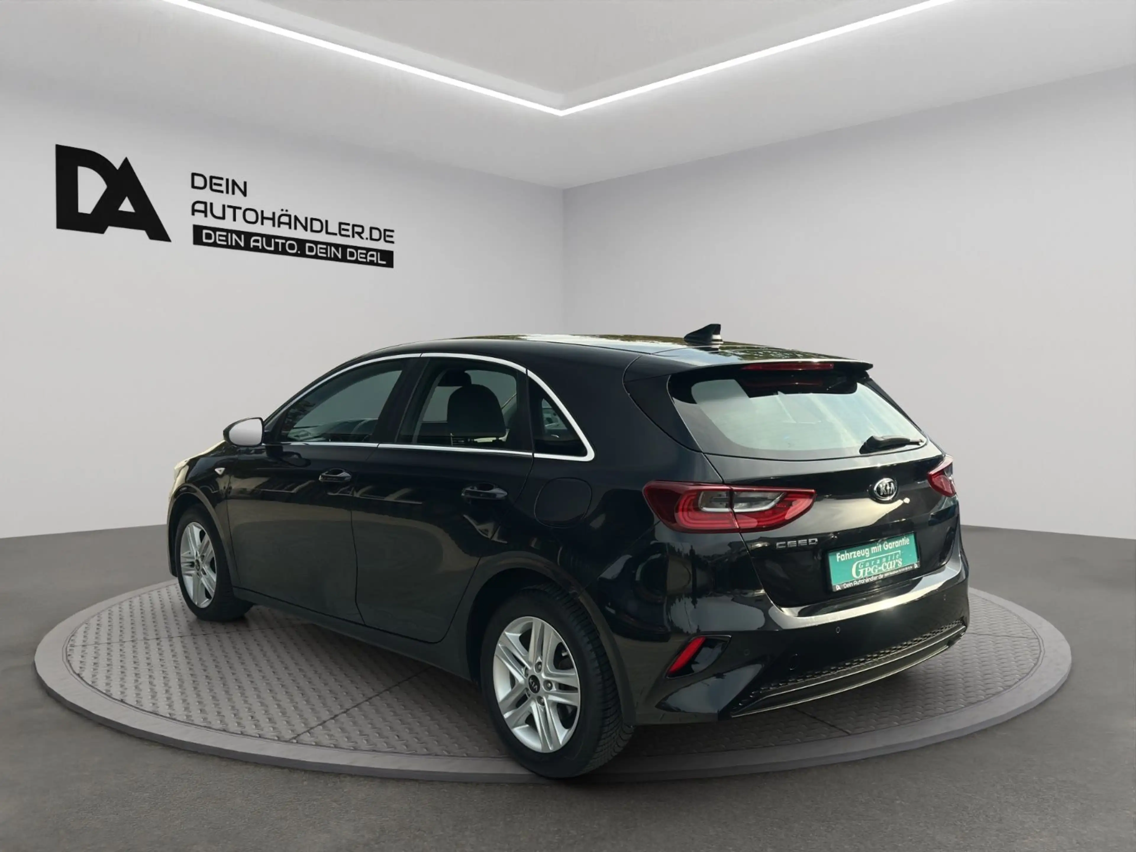 Kia Ceed / cee'd Cee´d*RÜCKFAHRKAMERA*NAVI* — photo 4