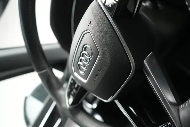 Audi A6 view 23