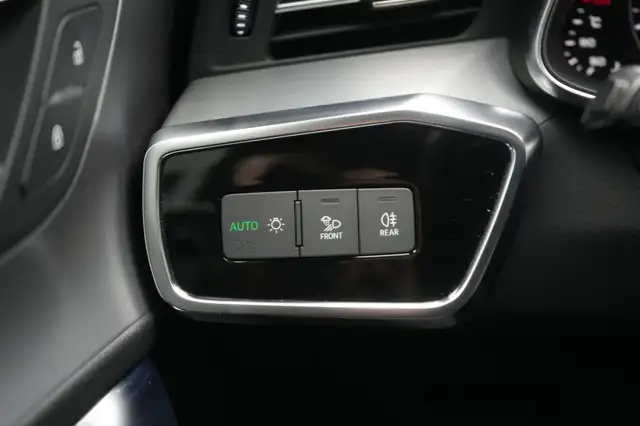 Audi A6 view 25