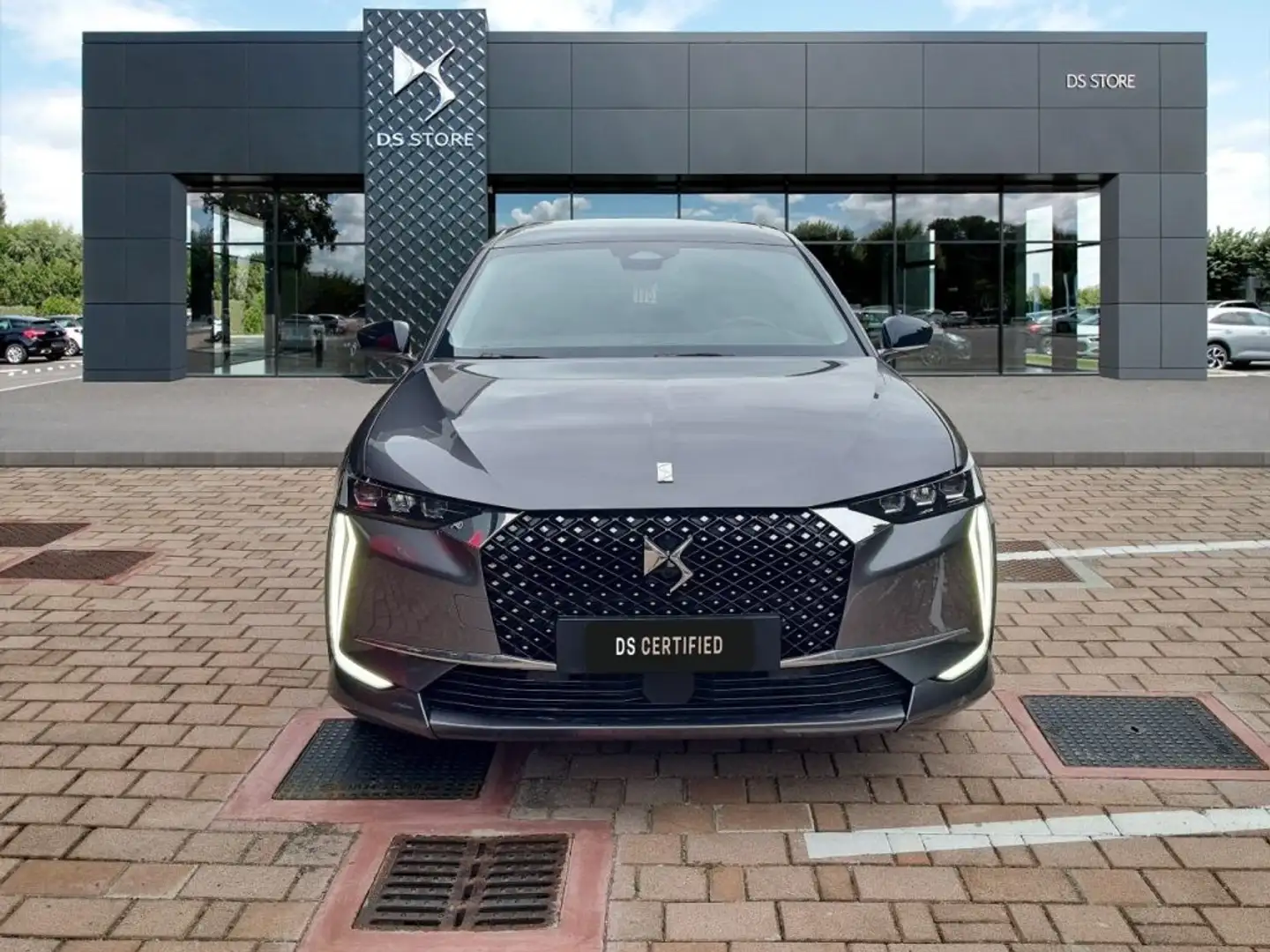 DS Automobiles DS 4 1200 BZ 130CV AUT OPERA Grau - 2