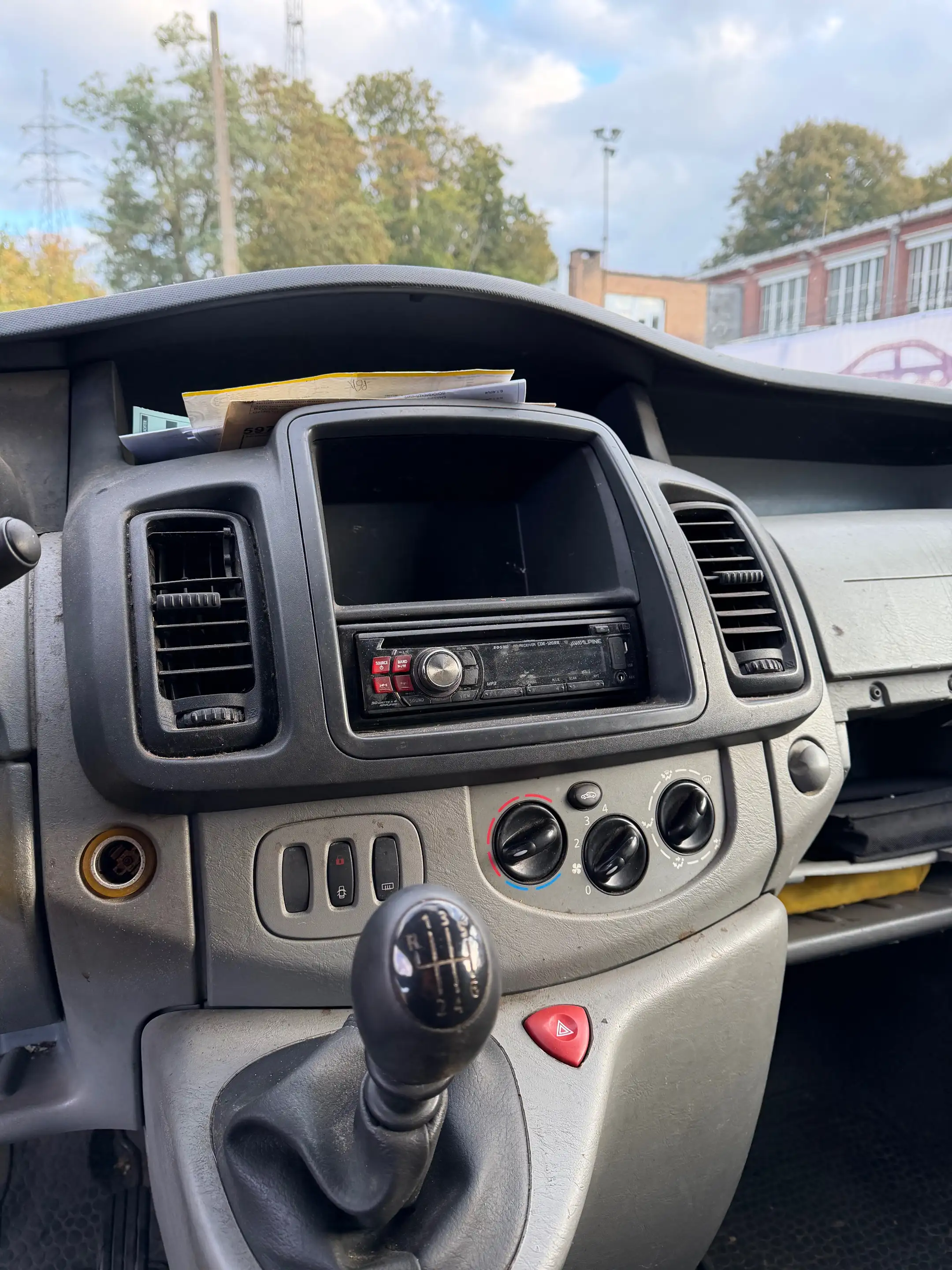 Renault Trafic Trafic 2.0 dCi 29 L2H1 Business (Fleet) — photo 9