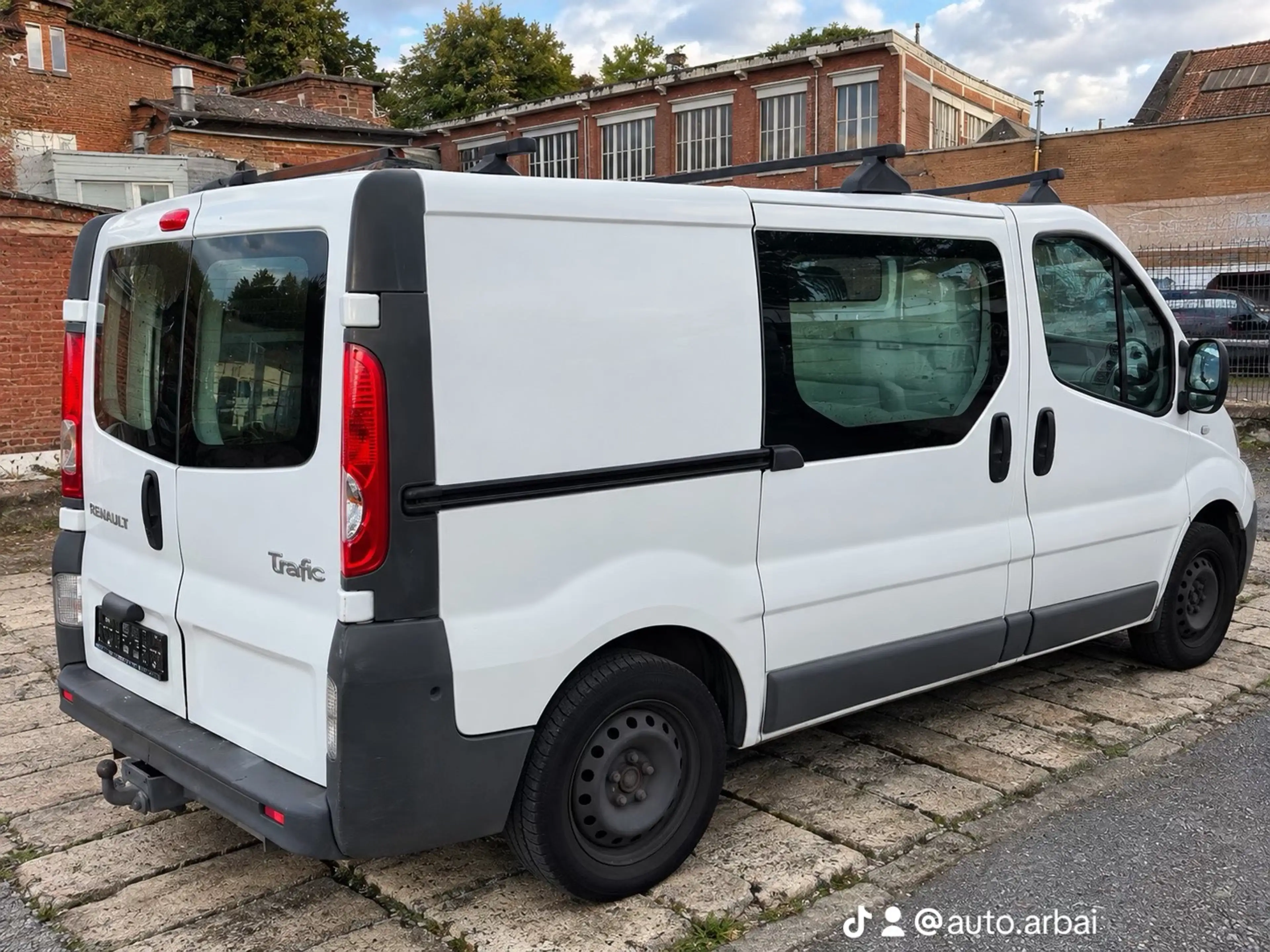 Renault Trafic Trafic 2.0 dCi 29 L2H1 Business (Fleet) — photo 4