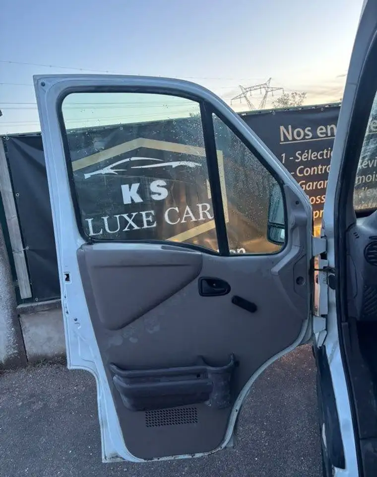 Renault Master L2H2 T35 2.8 dTi Fourgon, foto 10