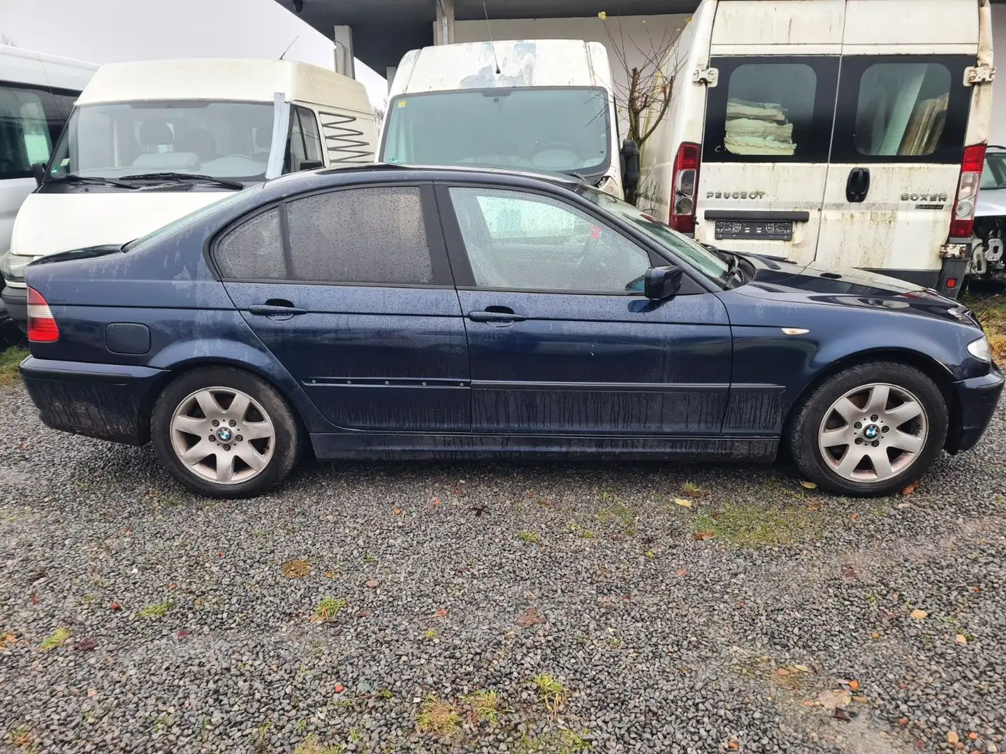 BMW 320 Baureihe 3 Lim. 320d Bleu - 1