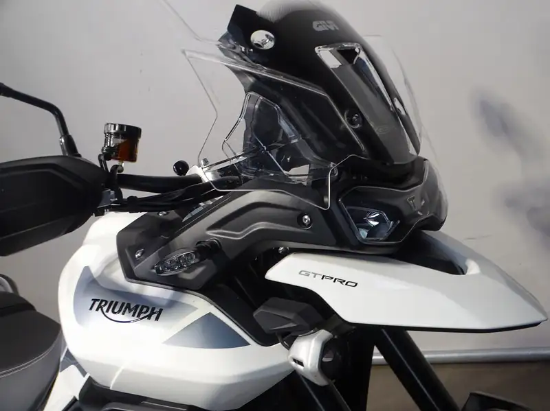 Triumph Tiger 900 - foto 4