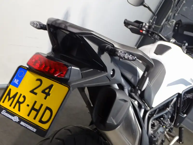 Triumph Tiger 900 - foto 5
