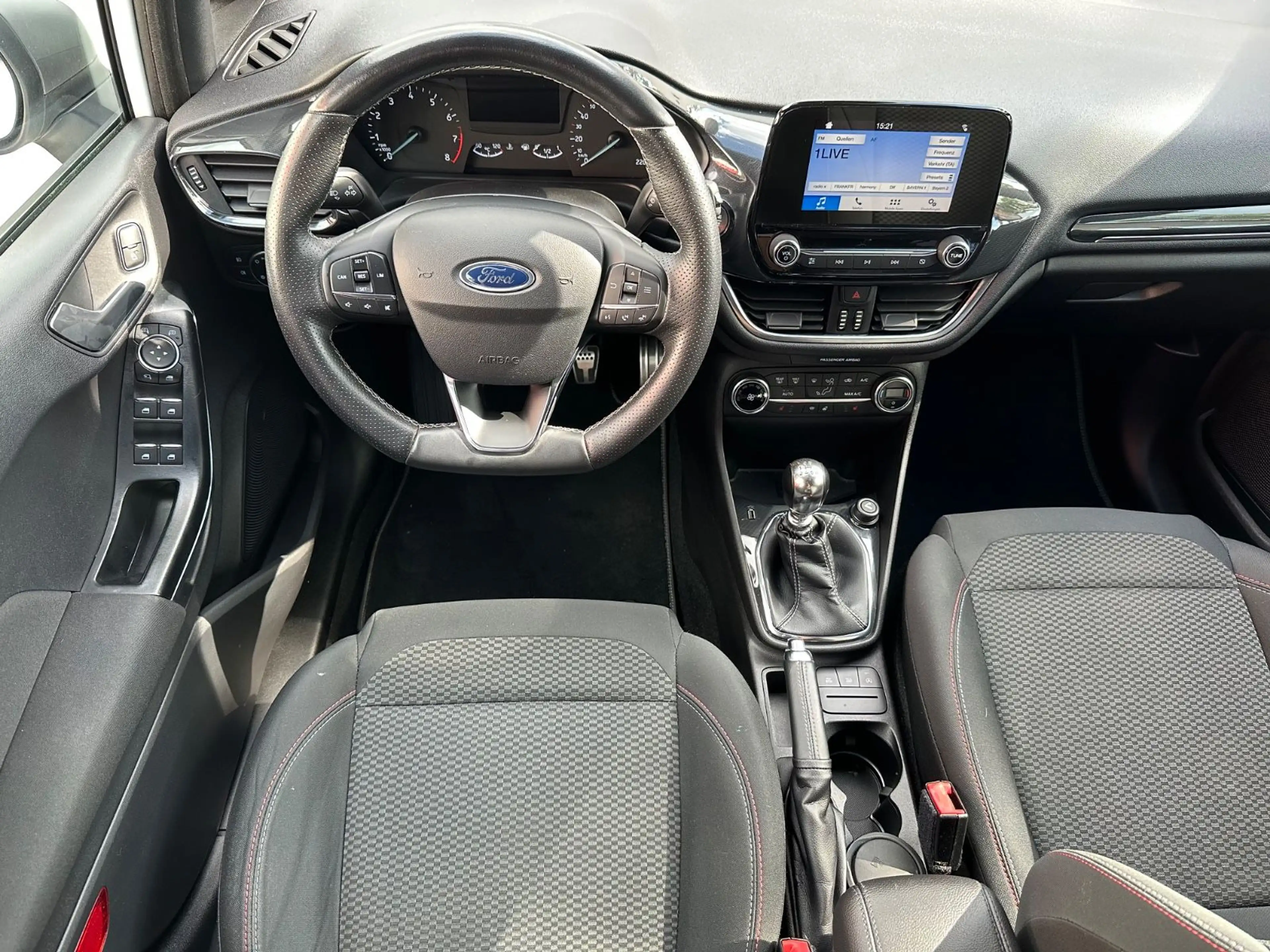 Ford Fiesta 1.0 EcoBoost ST-Line 8 Fach/ PDC/ Keyless — photo 12