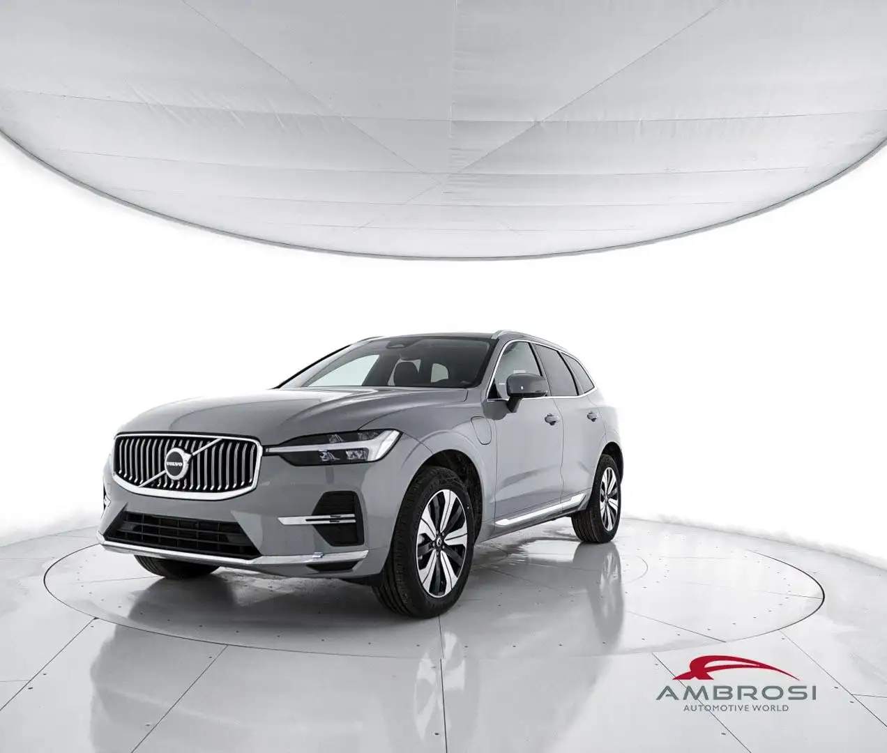 Volvo XC60 T6 AWD Plug-in hybrid Elettrica/Benzina Essential Bright Grigio - 1