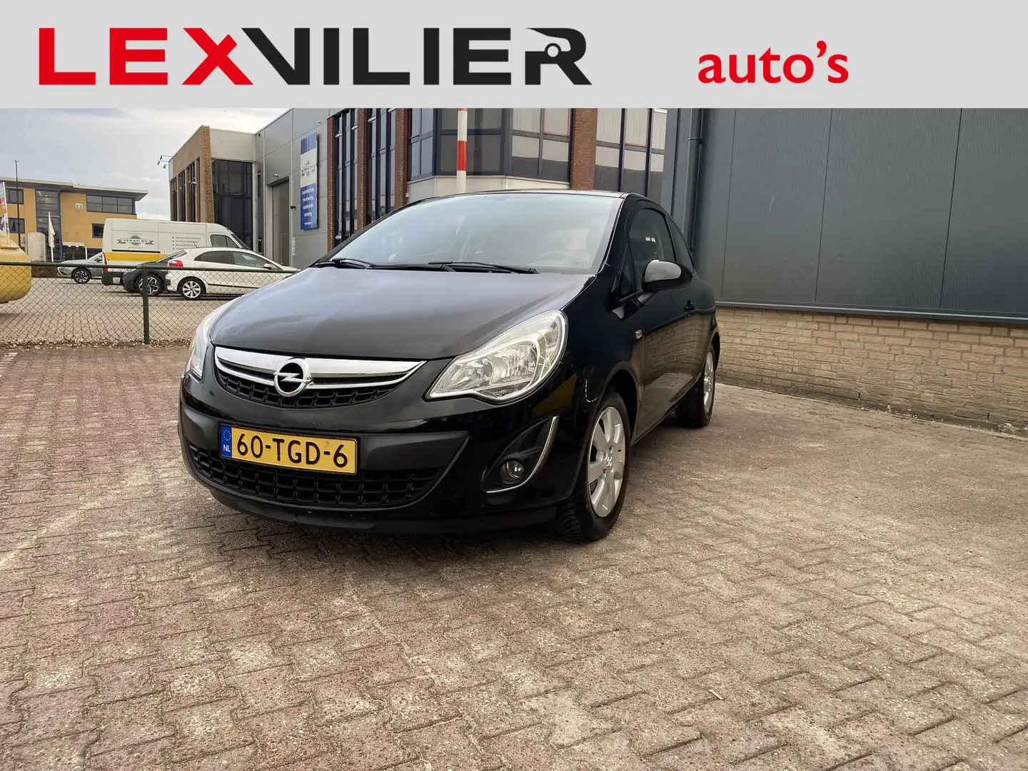 Opel Corsa 1.2 EcoFlex Edition Zwart - 1