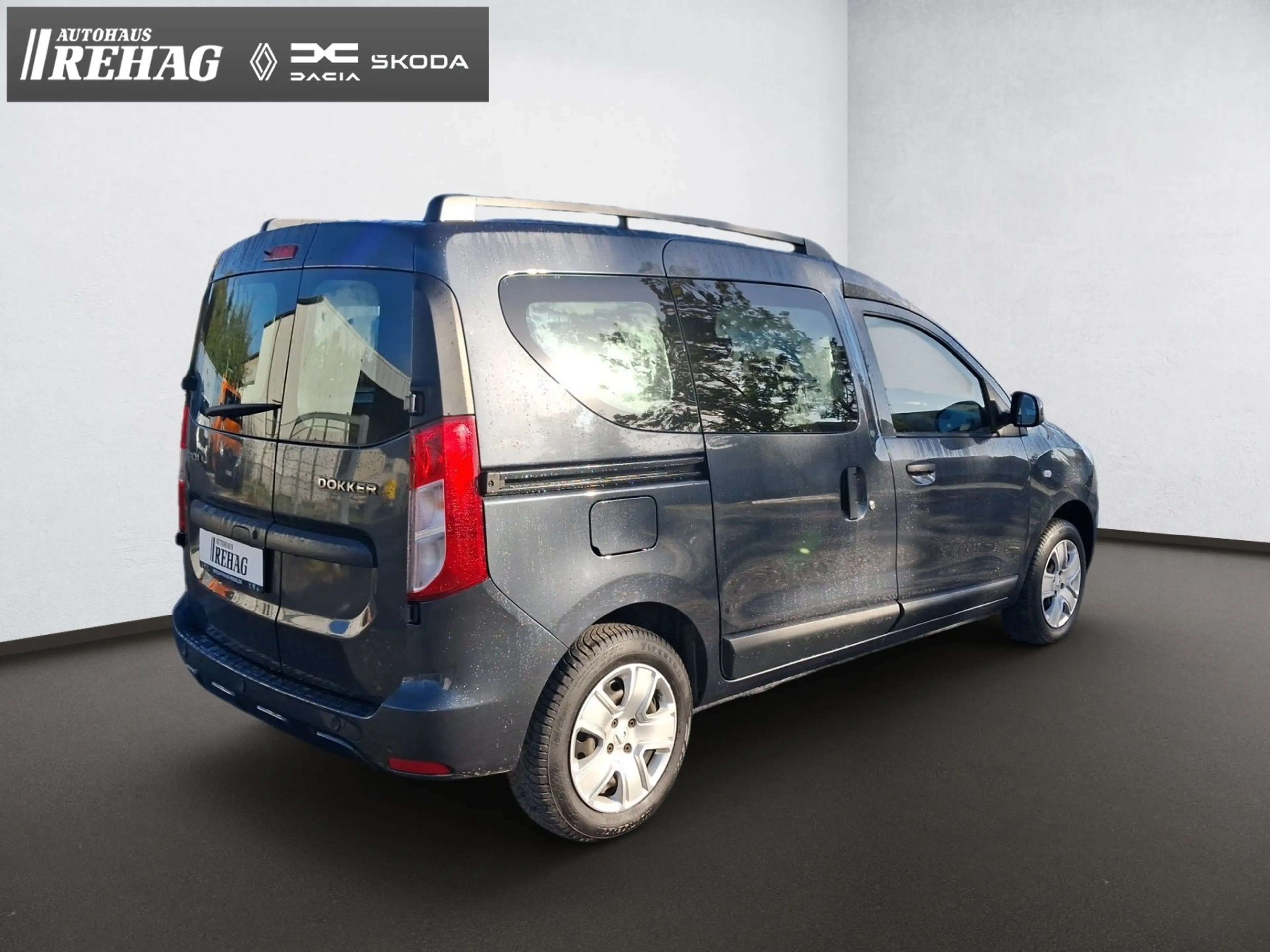 Dacia Dokker Comfort TCe 130 GPF *Ganzjahresreifen* — photo 12