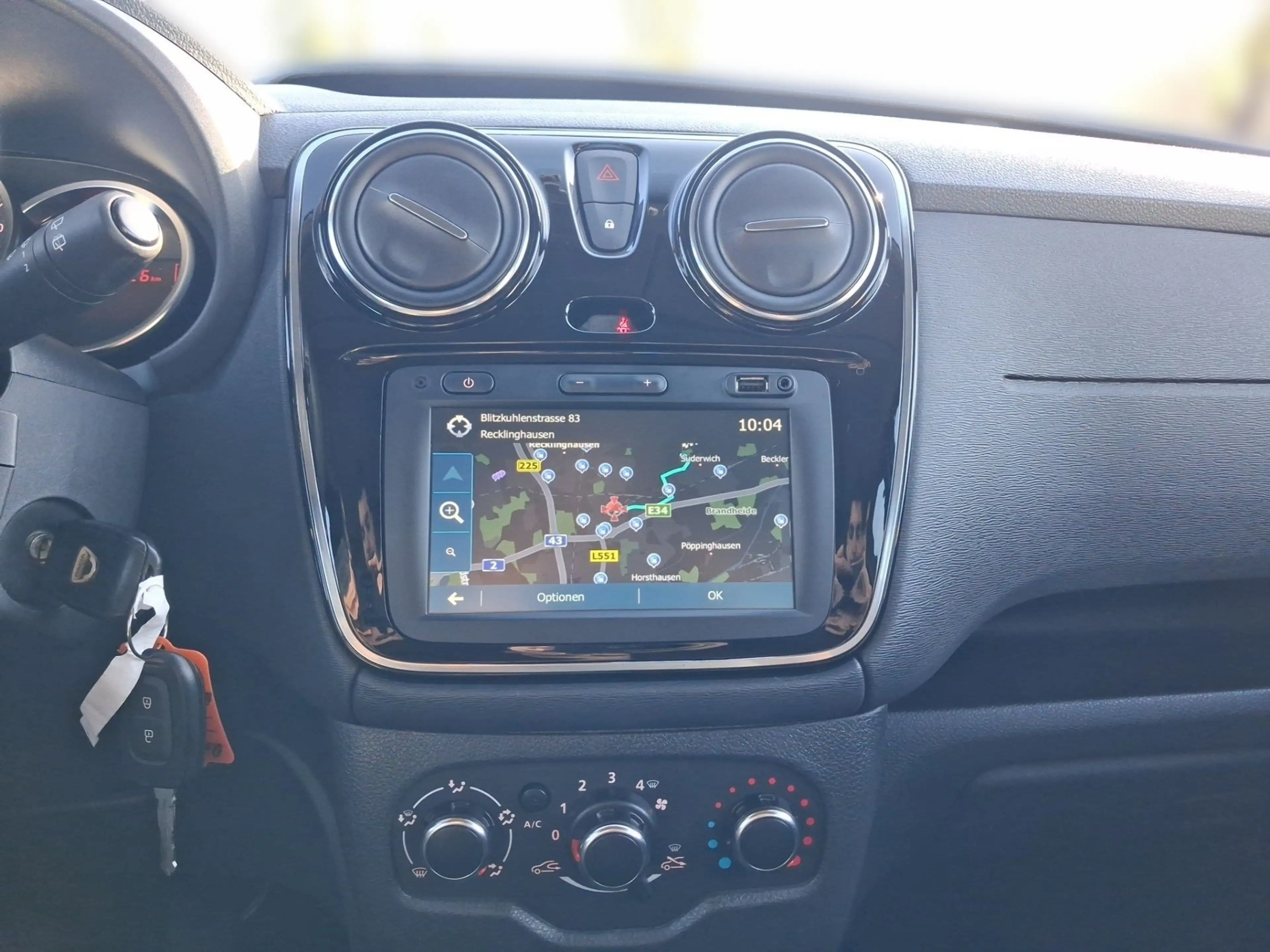 Dacia Dokker Comfort TCe 130 GPF *Ganzjahresreifen* — photo 6