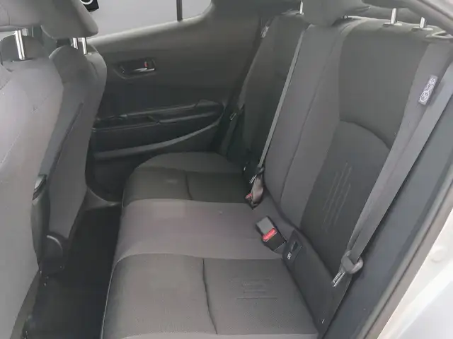 Toyota C-HR view 9