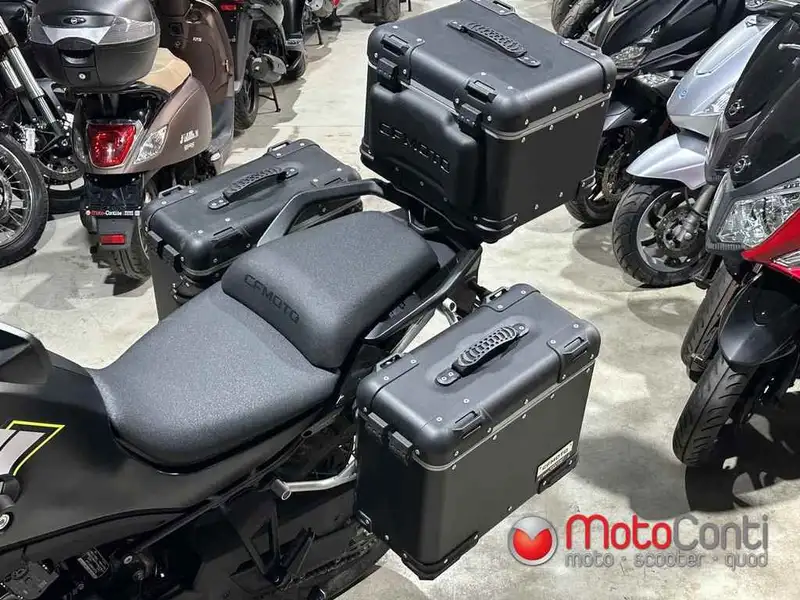 CFMOTO 800 MT - foto 3