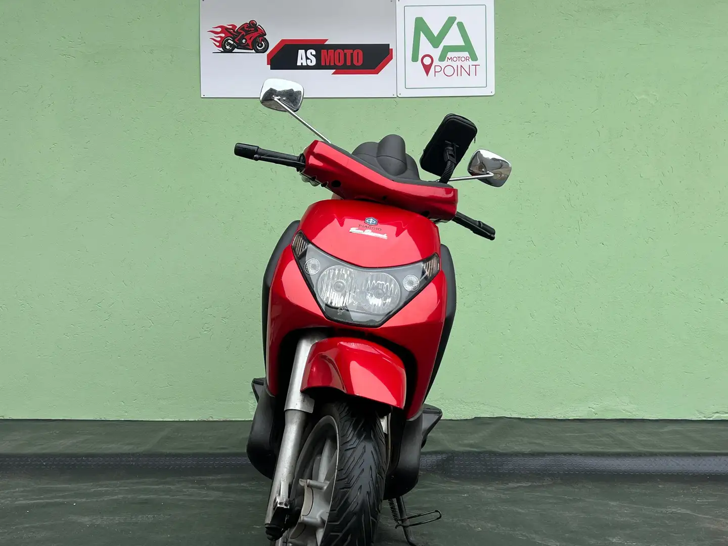 Piaggio Beverly 250 in formula 50% Rood - 1