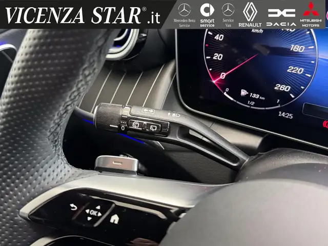 Mercedes-Benz GLC view 15