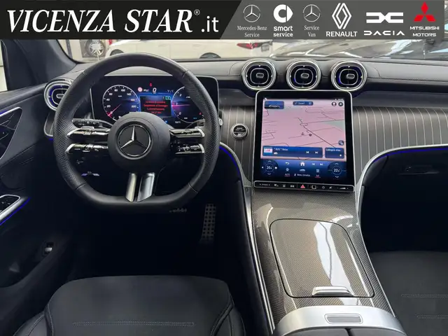 Mercedes-Benz GLC view 9