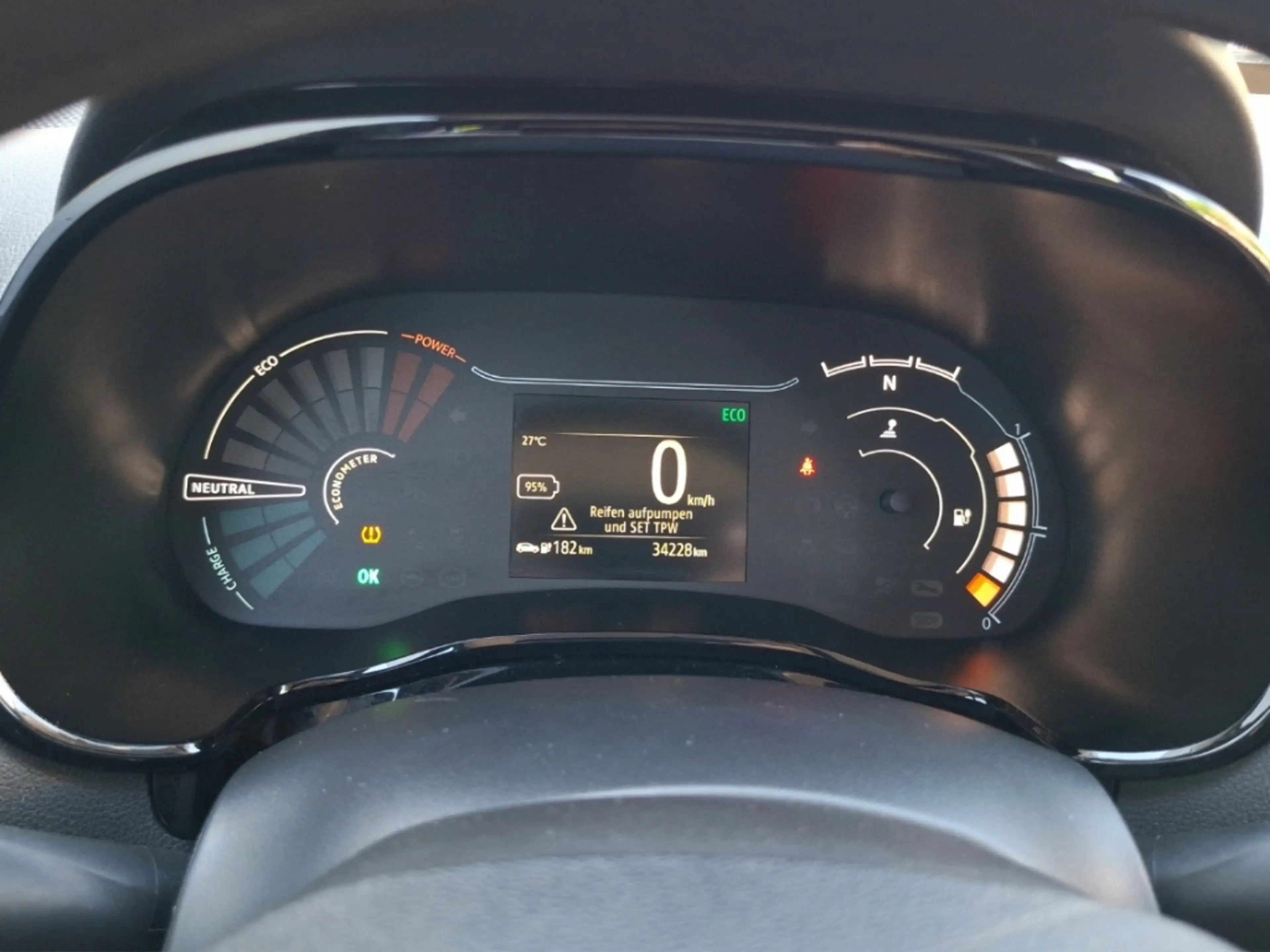 Dacia Spring Electric Extreme 65 große Batterie HU/AU Neu Garan — photo 11