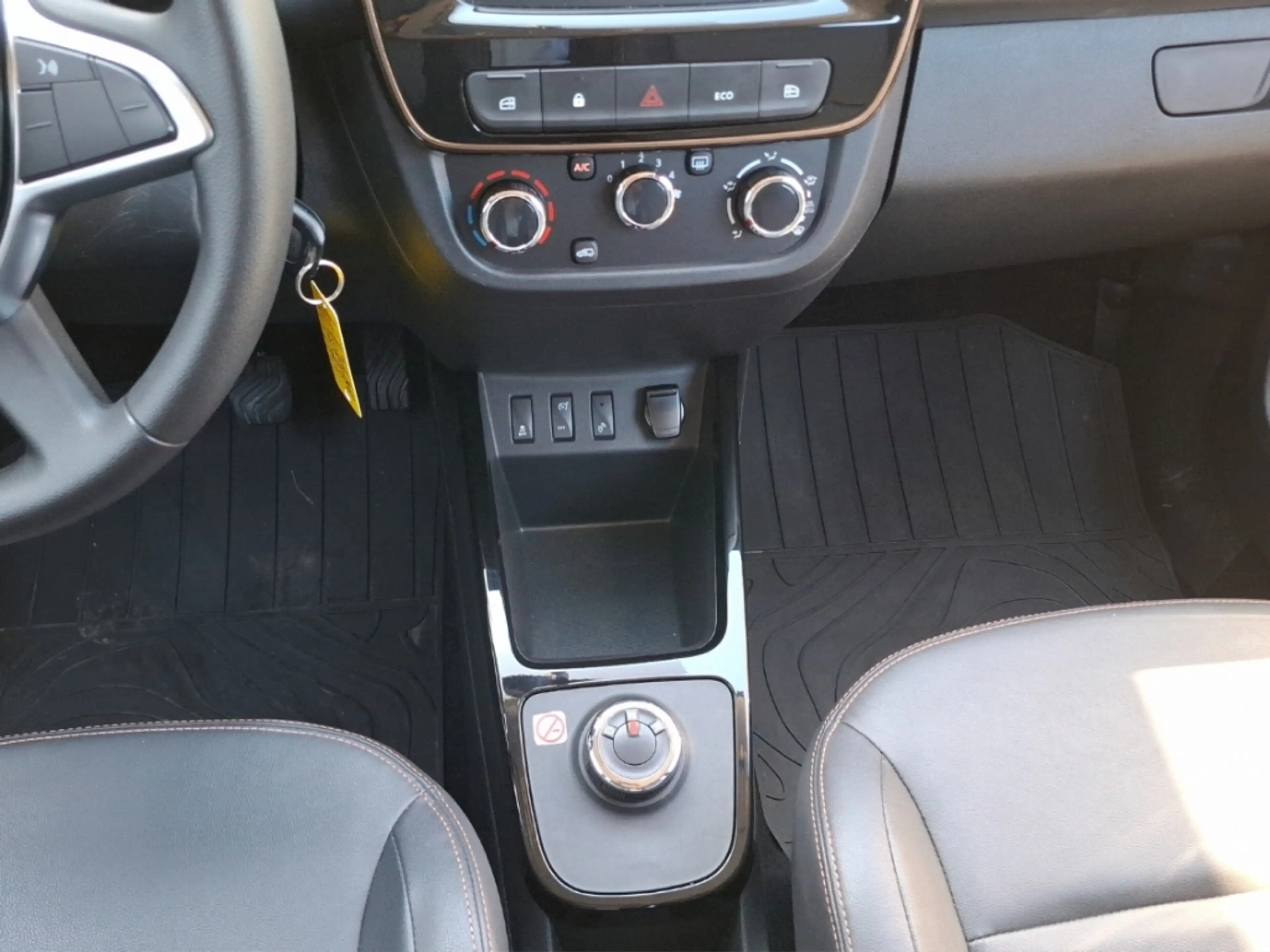 Dacia Spring Electric Extreme 65 große Batterie HU/AU Neu Garan — photo 15