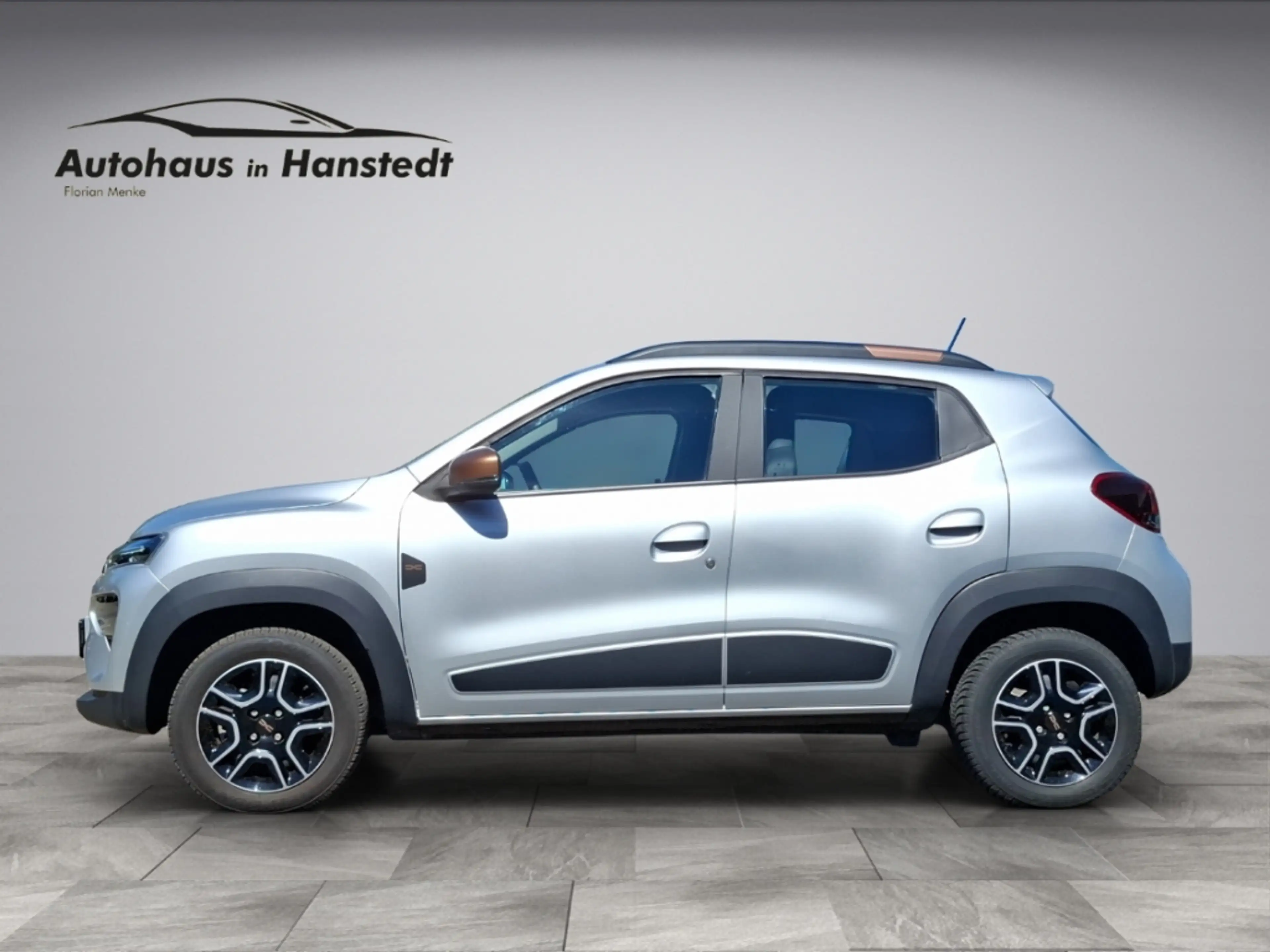 Dacia Spring Electric Extreme 65 große Batterie HU/AU Neu Garan — photo 3
