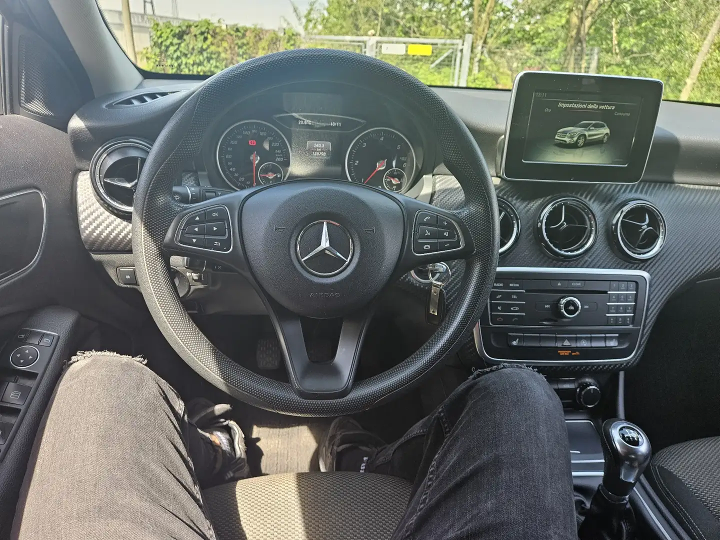 Mercedes-Benz GLA 180 d Executive - 2