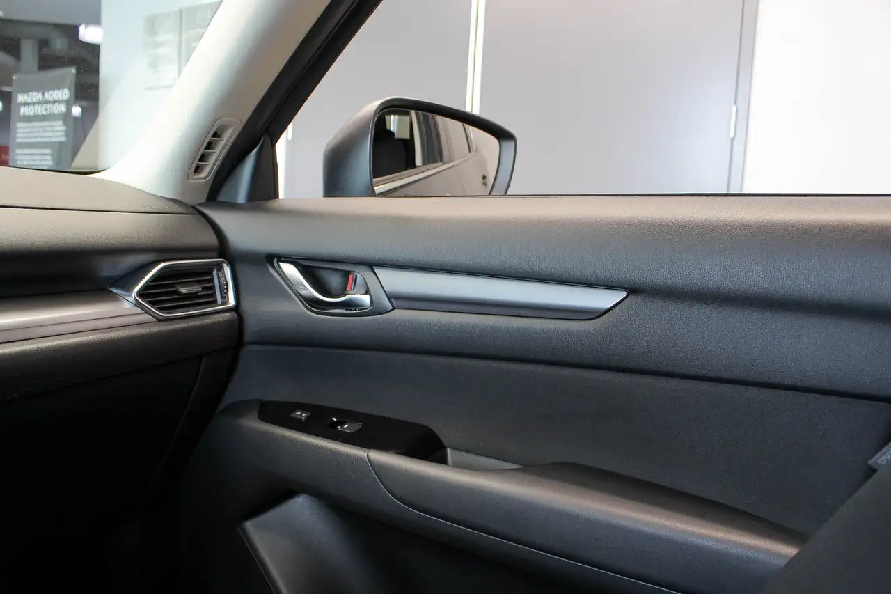 Mazda CX-5 photo Mazda CX-5