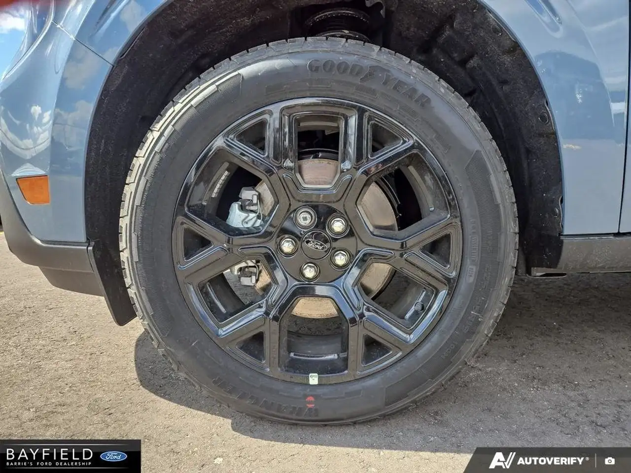 Ford Maverick снимка Ford Maverick