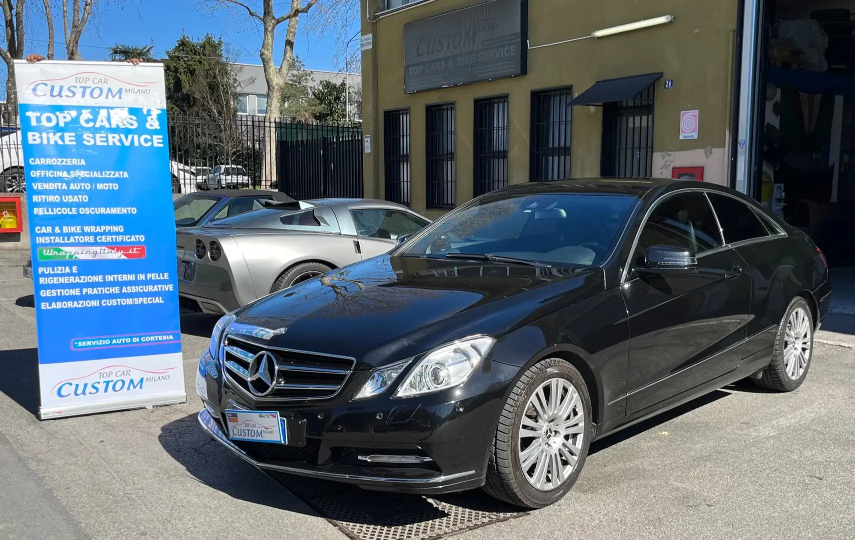 usato Mercedes-Benz E 200 Coupé a Cinisello Balsamo - Milano per € 12.500,-