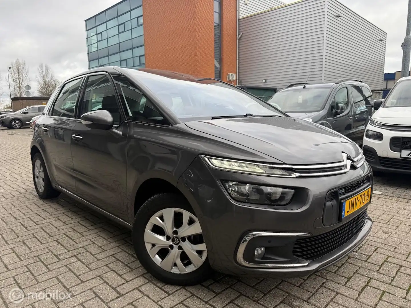 Citroen C4 Picasso 1.2 BENZINE | CAMERA | NAVI | NIEUWE RIEM CITROËN - 2
