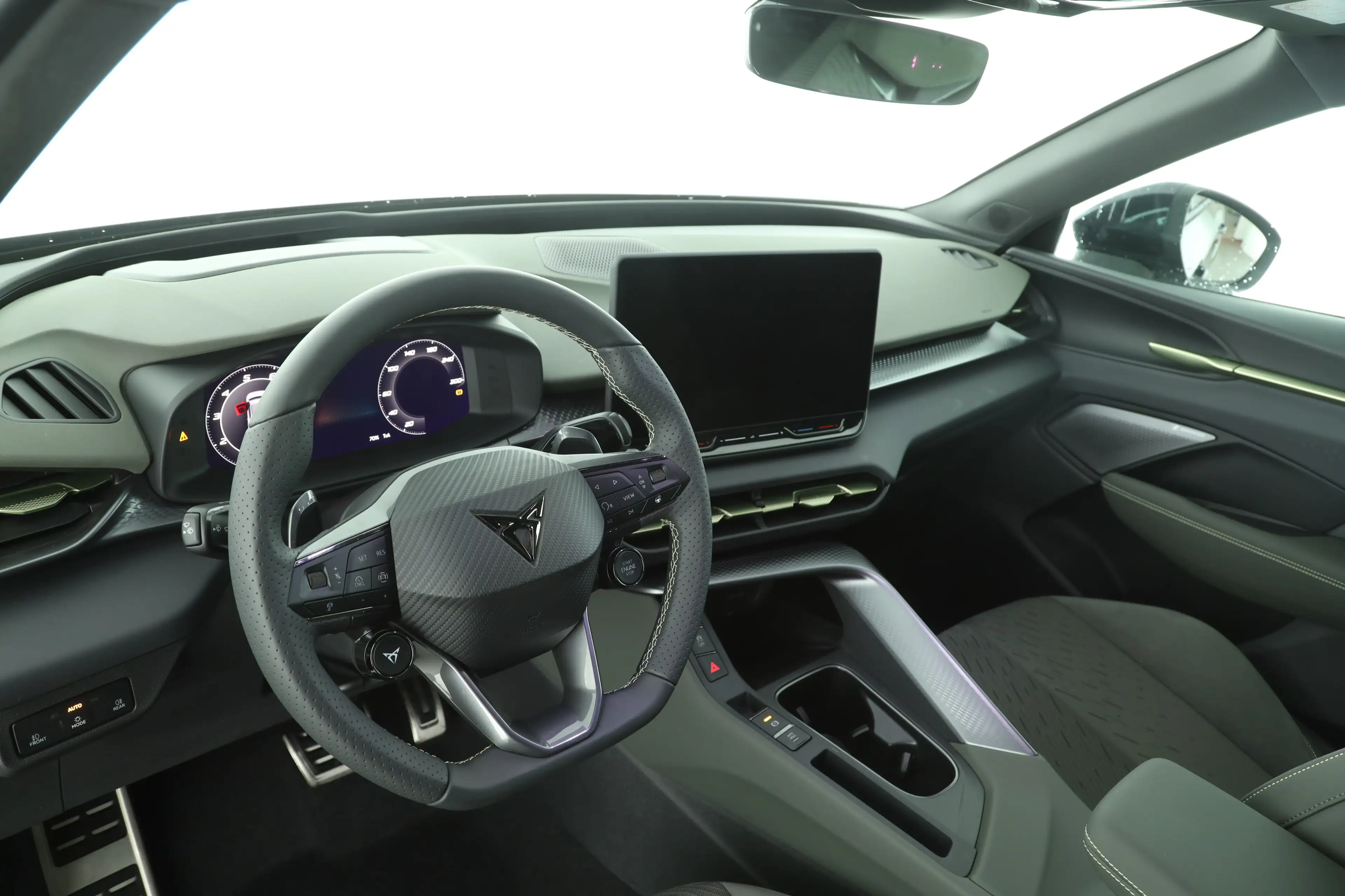 CUPRA Terramar 1.5 e-Hybrid DSG VZ Tribe Edition | AHK | Sennheis — photo 11