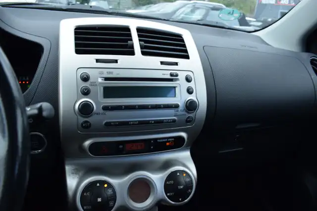 Toyota Urban Cruiser view 8