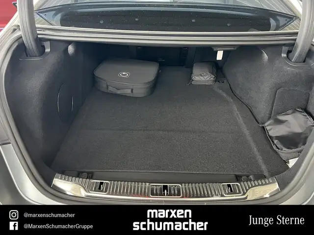 Mercedes-Benz S-Class view 15